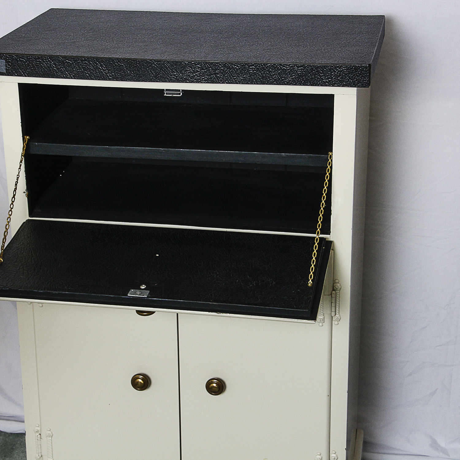White Painted Side Cabinet