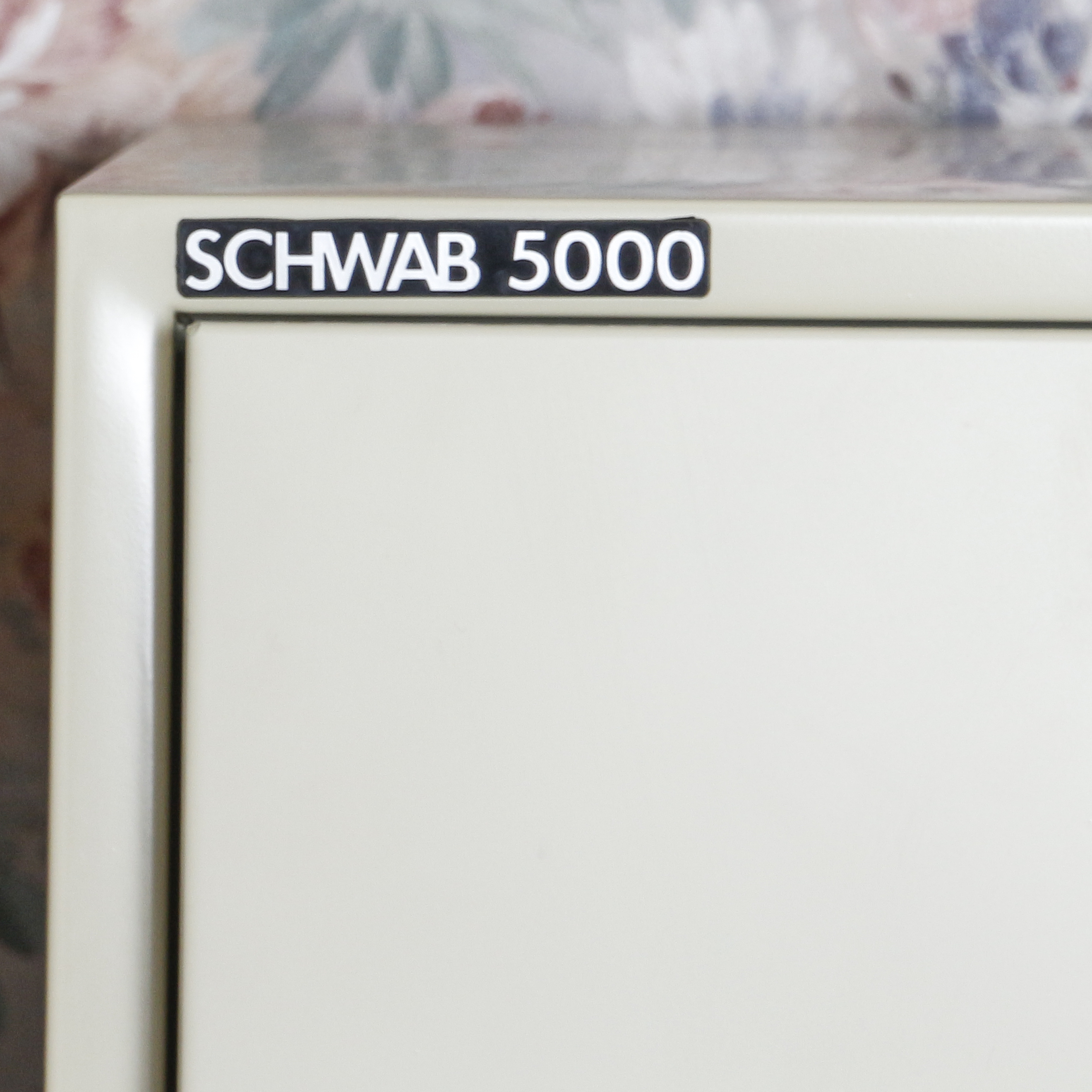 Schwabb 5000 Metal Four Drawer File Cabinet