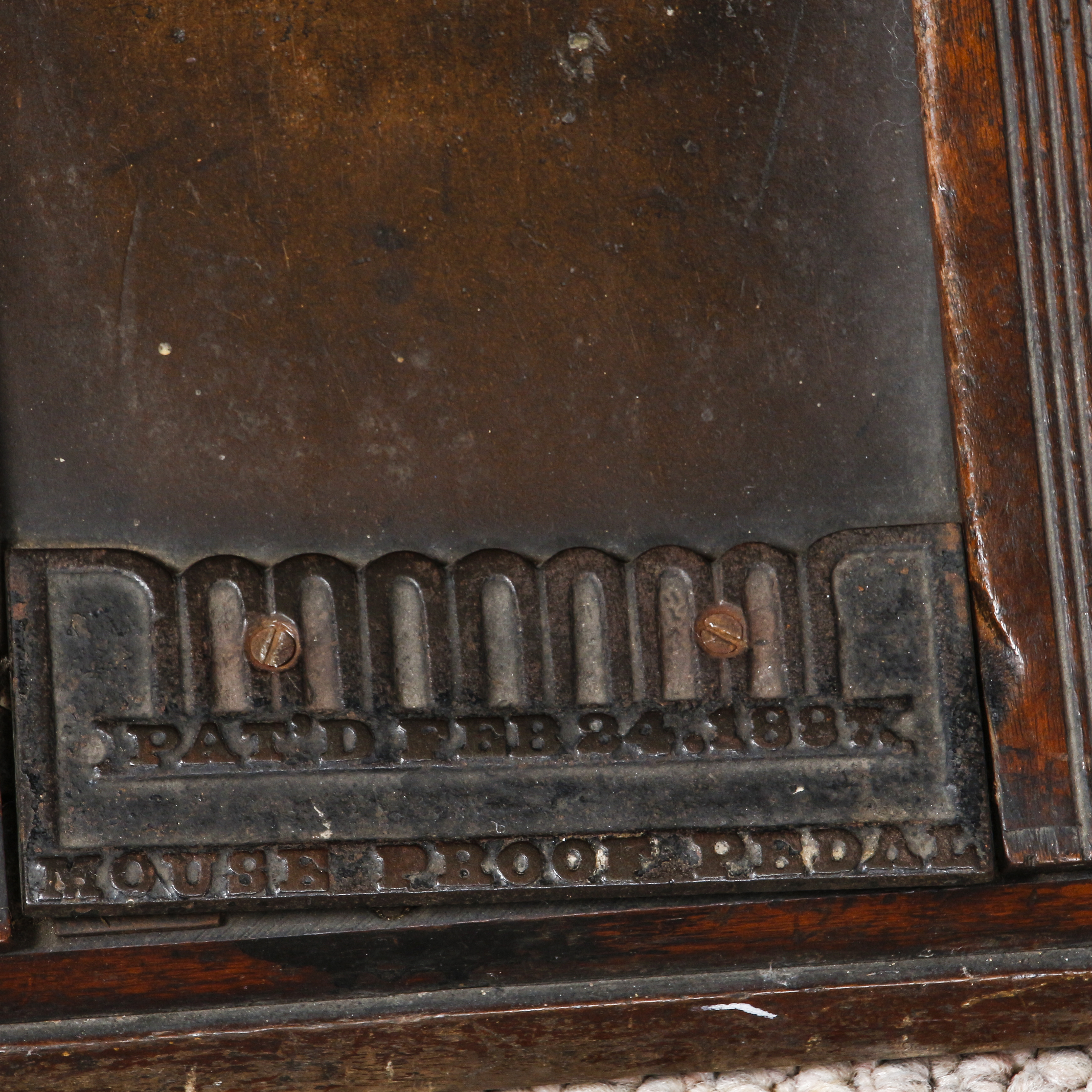 Antique Bell Organ & Piano Co. Pedal Organ