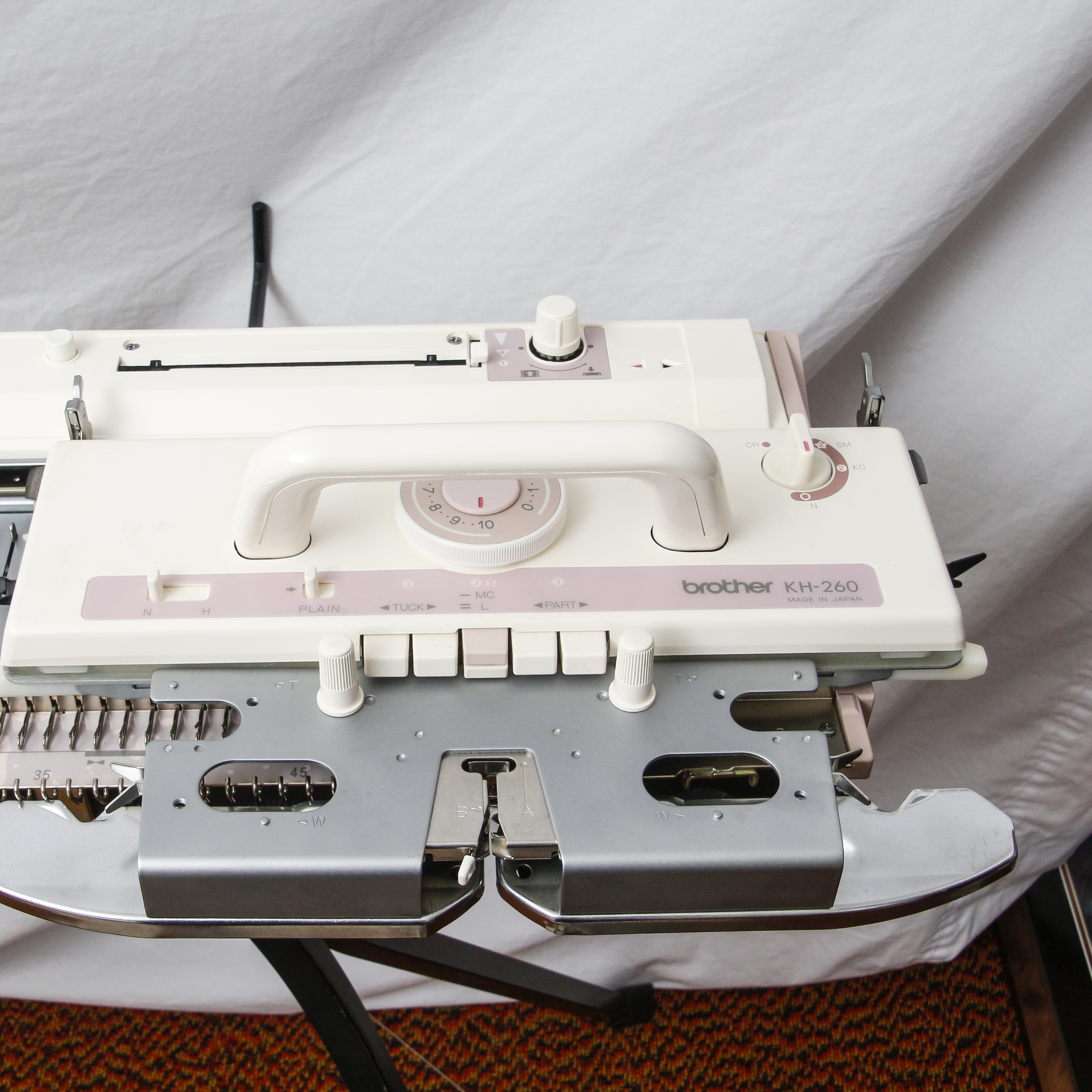 Brother KH-260 Knitting Machine