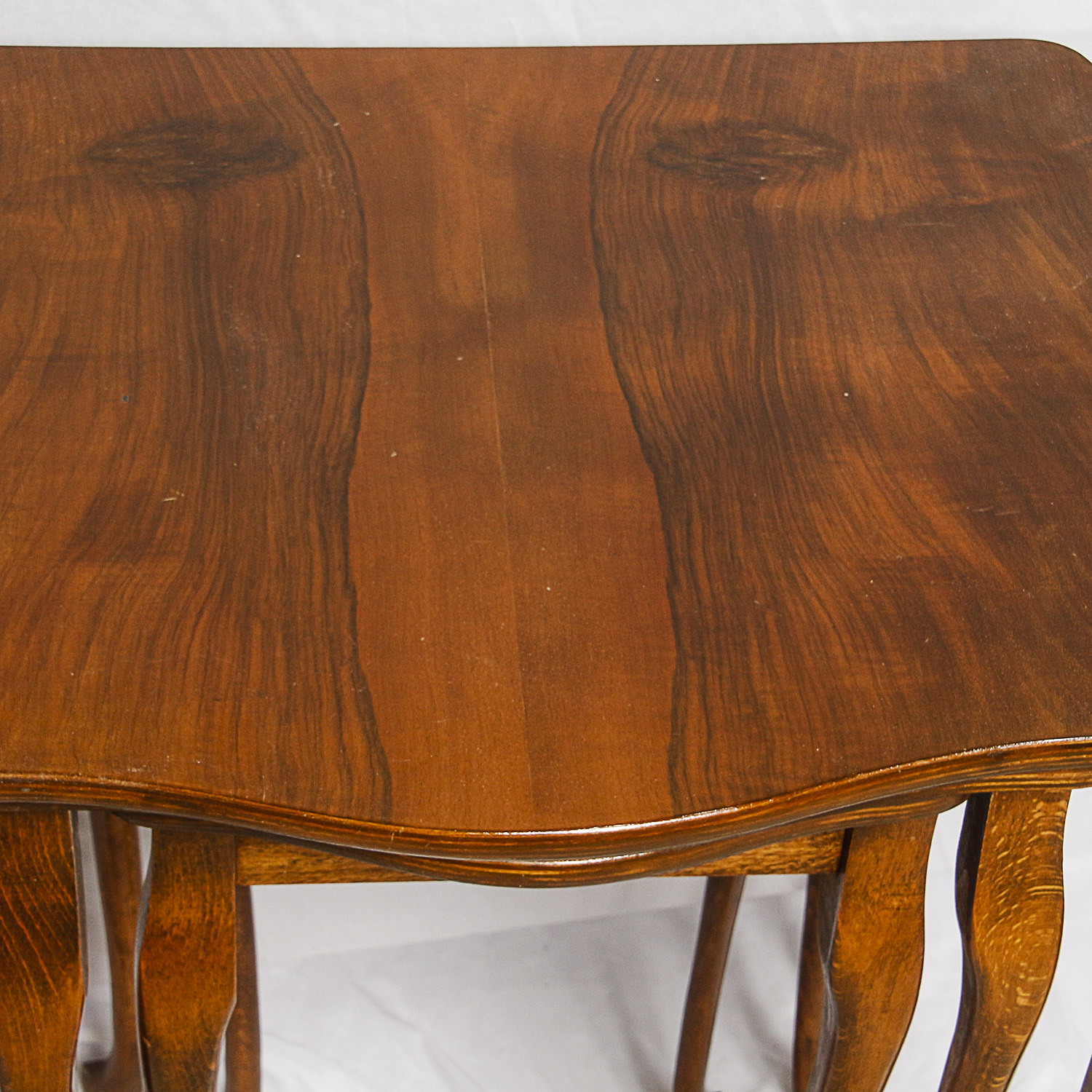 Vintage Queen Anne Style Nesting Tables