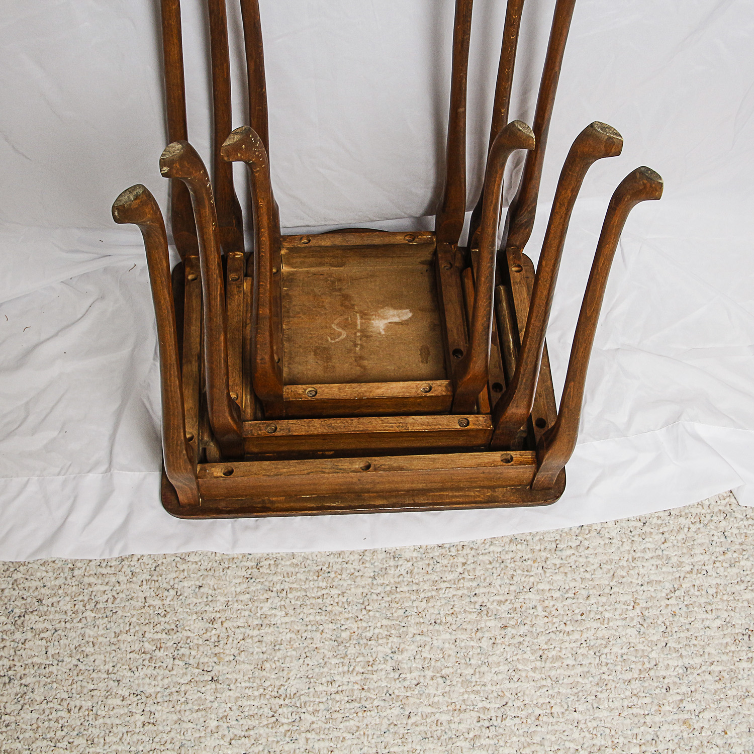 Vintage Queen Anne Style Nesting Tables