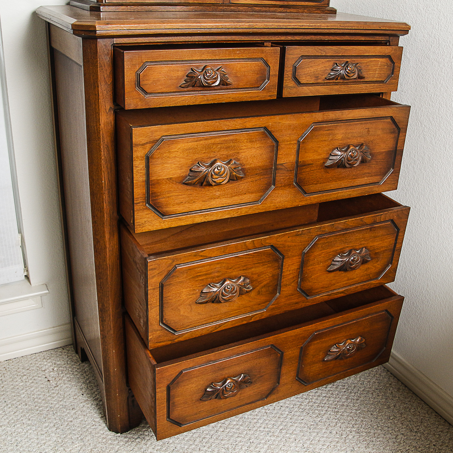 Vintage Victorian Style Chest of Drawers