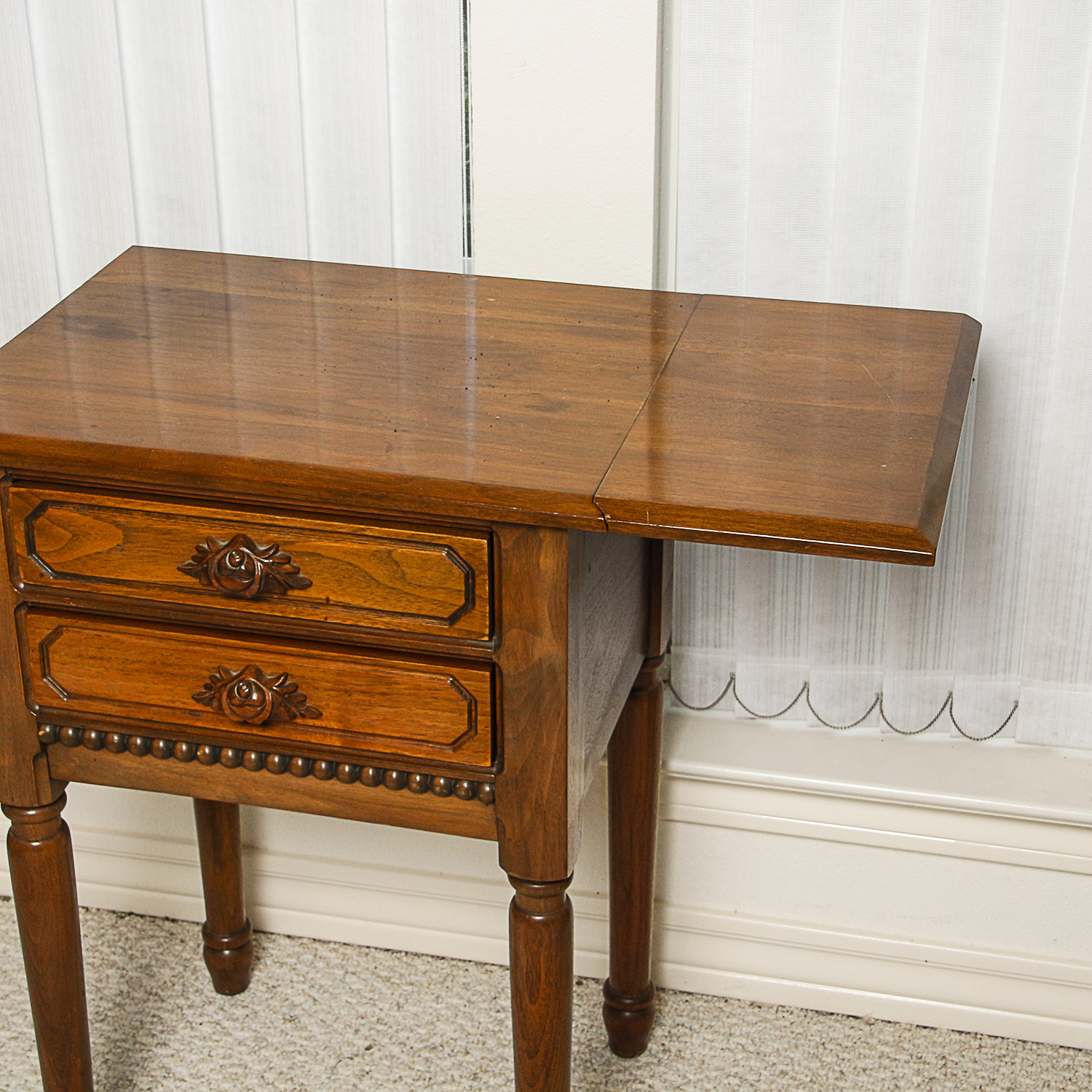 Vintage Victorian Style Drop Leaf Accent Table
