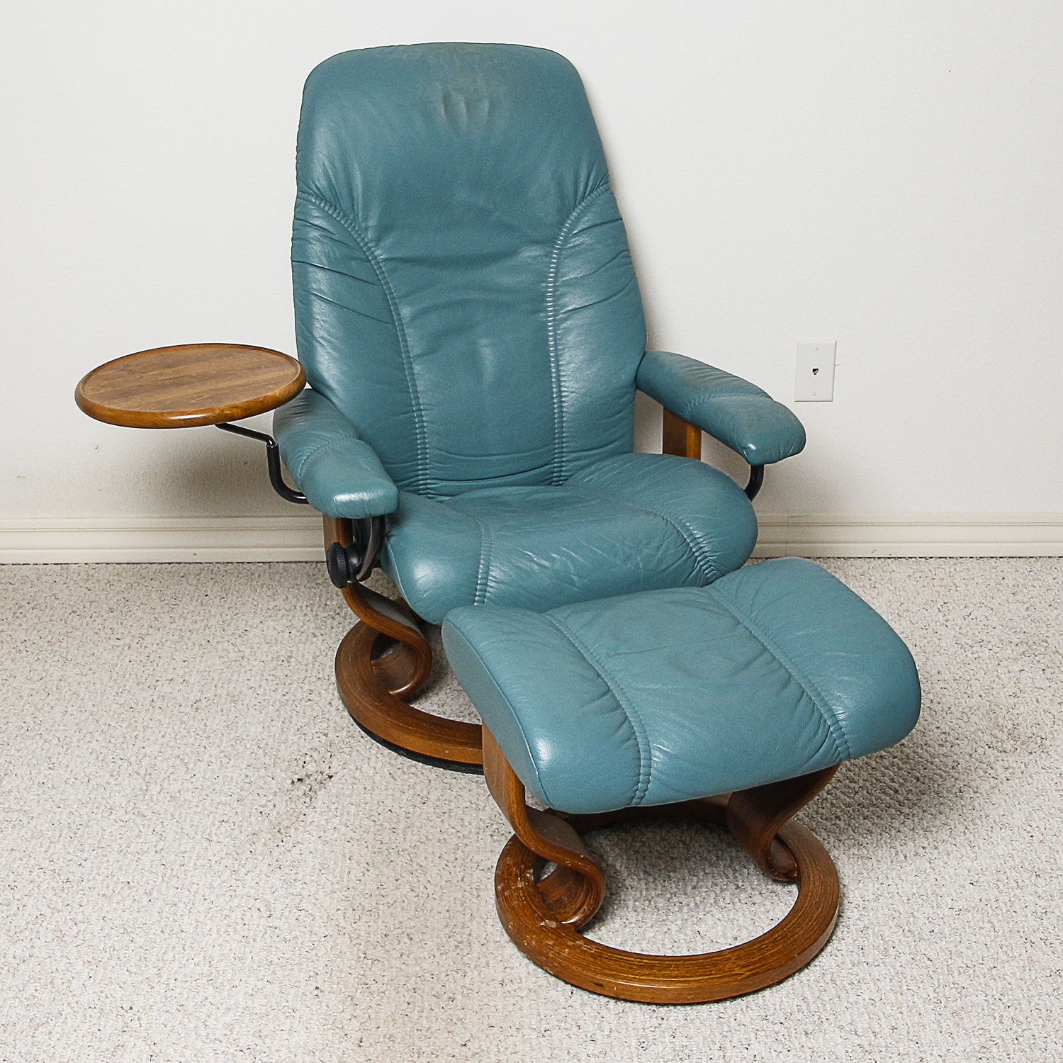 Ekornes "Stressless" Leather Chair with Computer Table and Ottoman