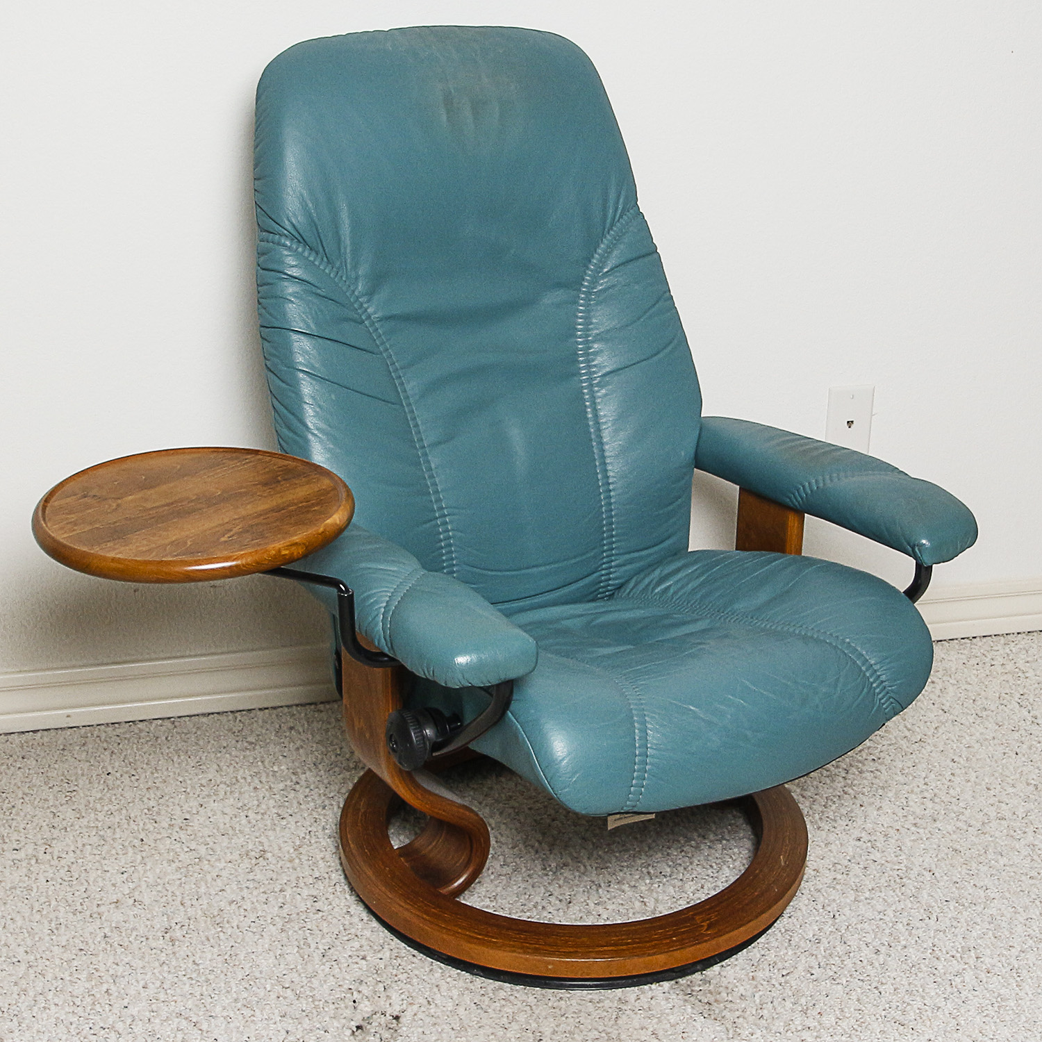 Ekornes "Stressless" Leather Chair with Computer Table and Ottoman