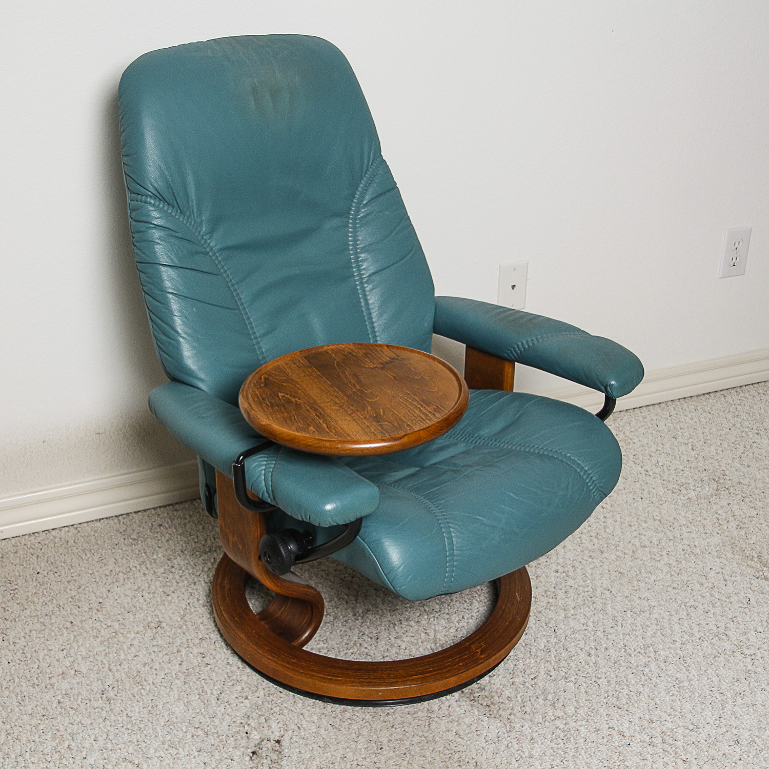 Ekornes "Stressless" Leather Chair with Computer Table and Ottoman