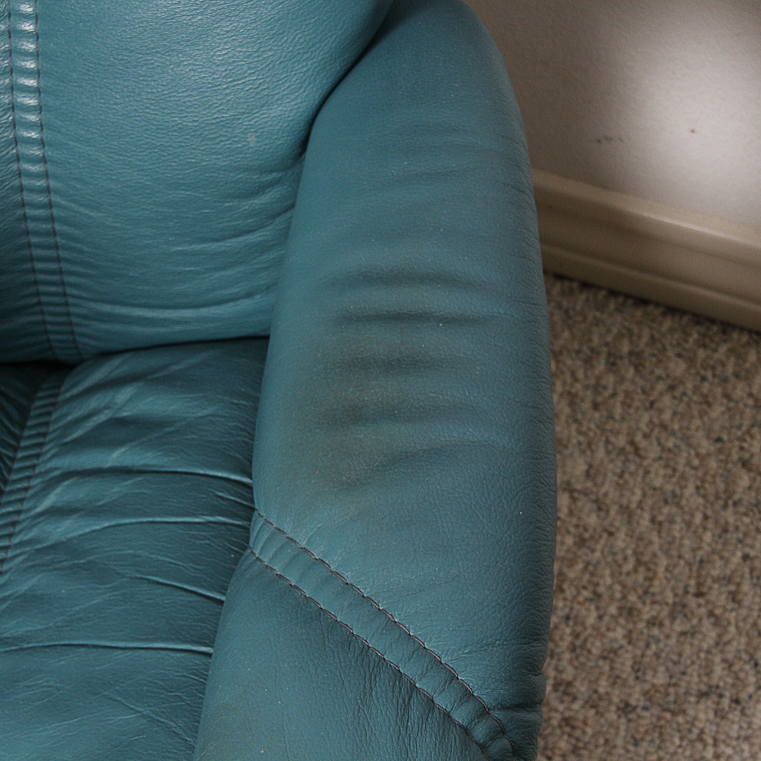 Ekornes "Stressless" Leather Chair with Computer Table and Ottoman