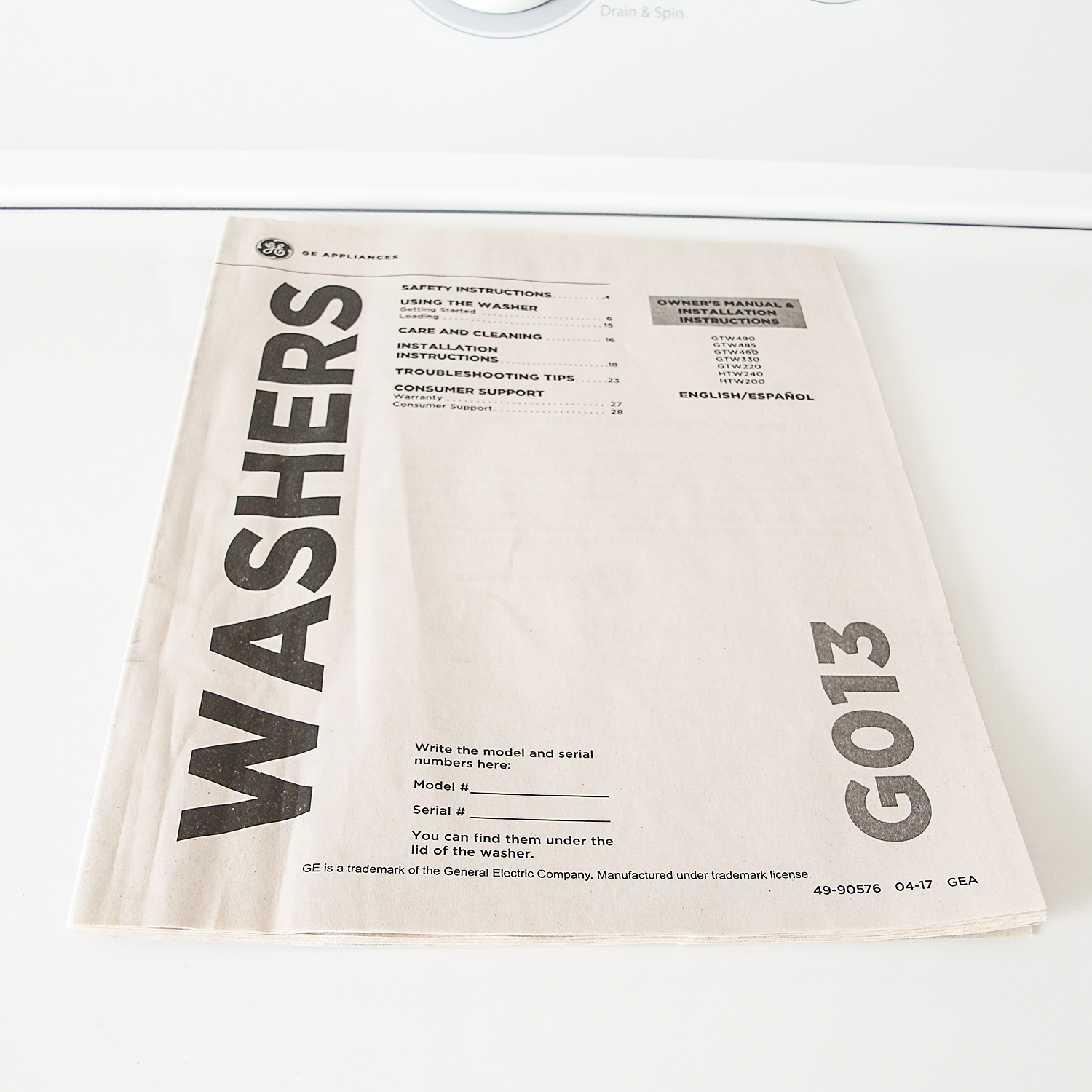 General Electric Hotpoint Washer in White Including Owner's Manual