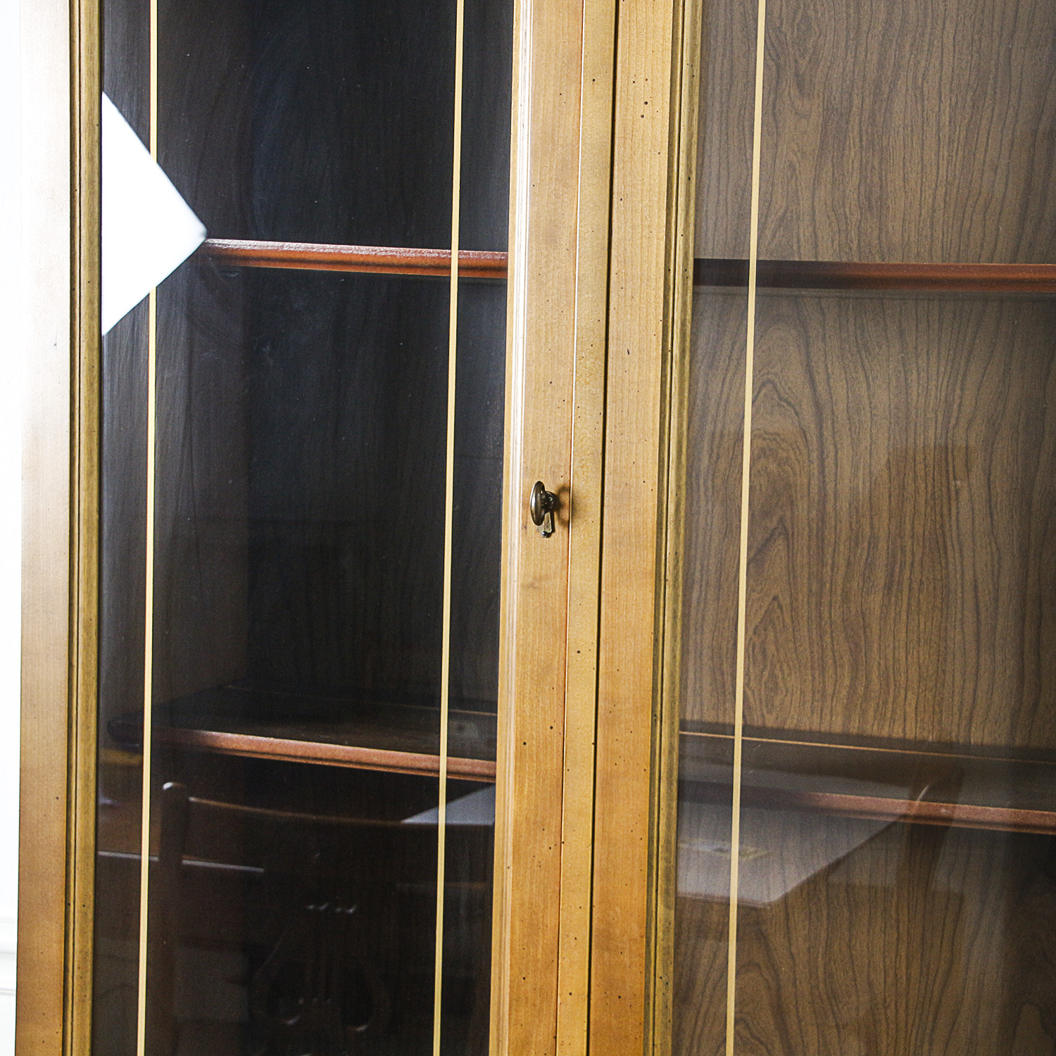 Vintage Mid-Century China Cabinet