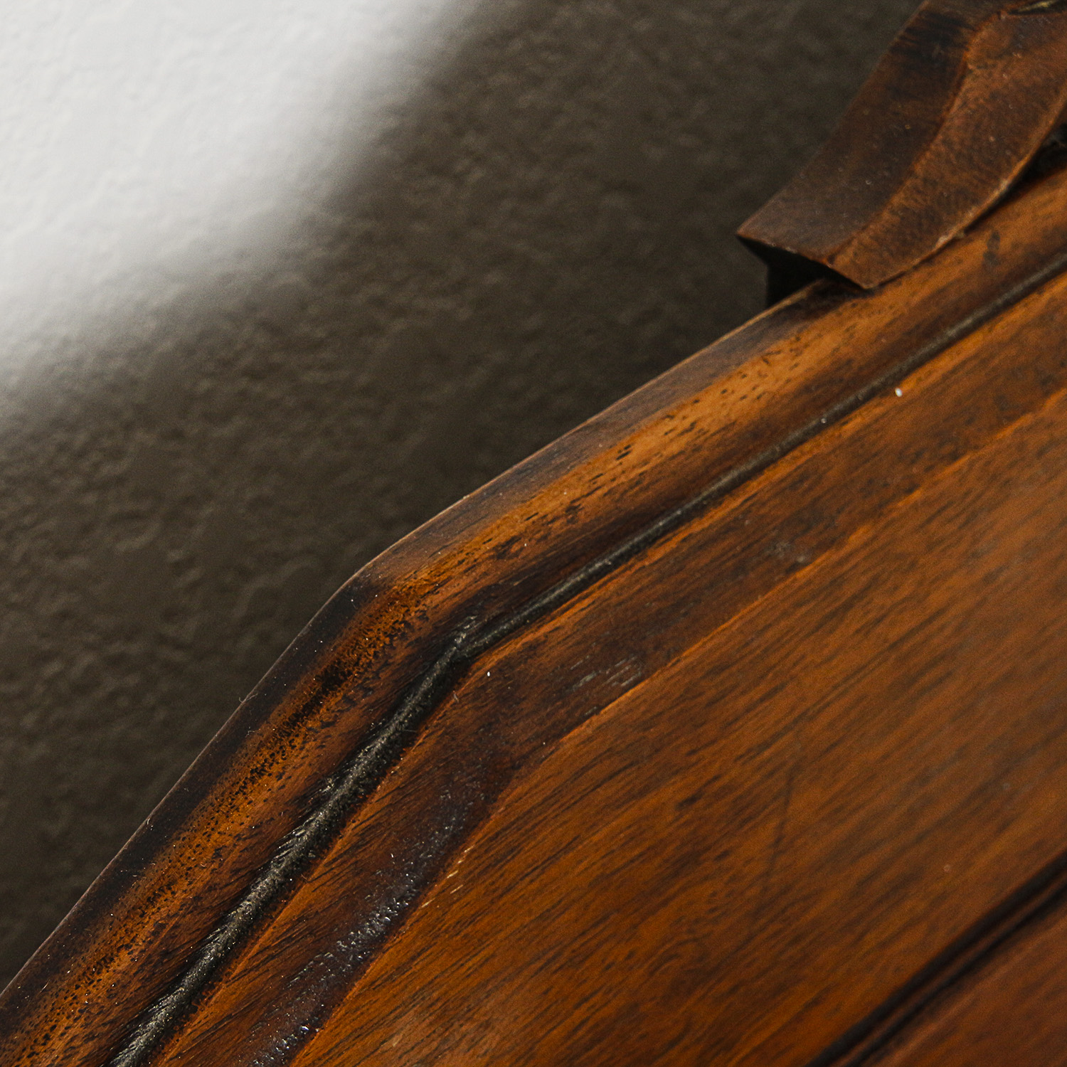 Vintage Victorian Style Twin Size Bed Frame