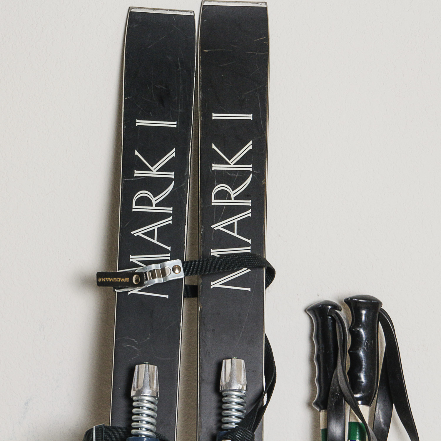 Olin Mark I Downhill Skis And Poles With Bag