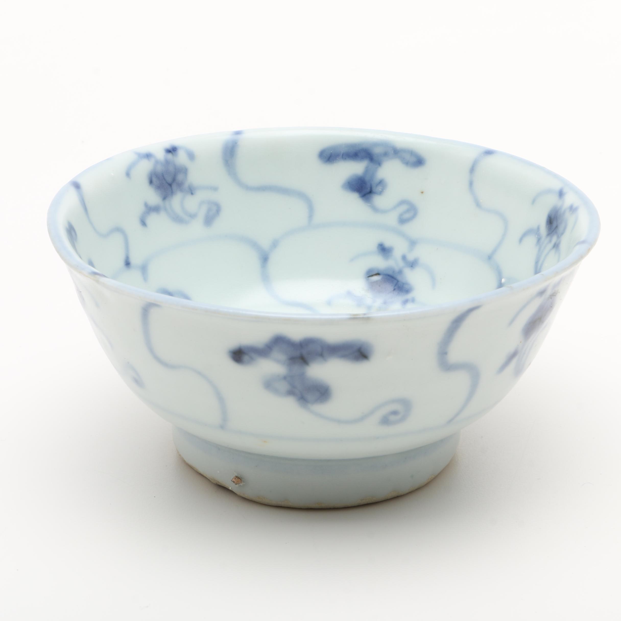 Circa 1822 "Tek Sing" Shipwreck Porcelain Bowls