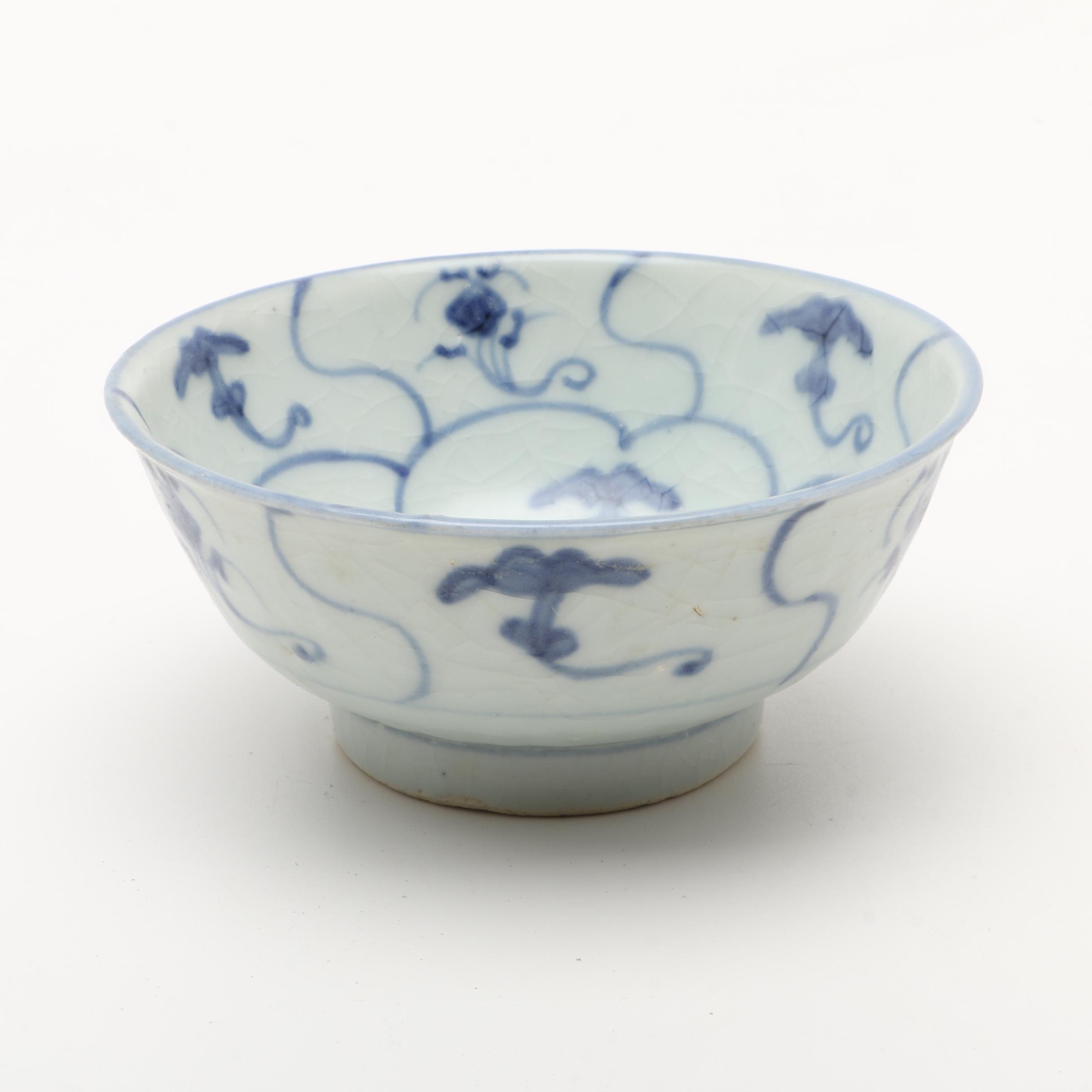 Six Antique Chinese Porcelain Bowls Salvaged From the "Tek Sing" Shipwreck