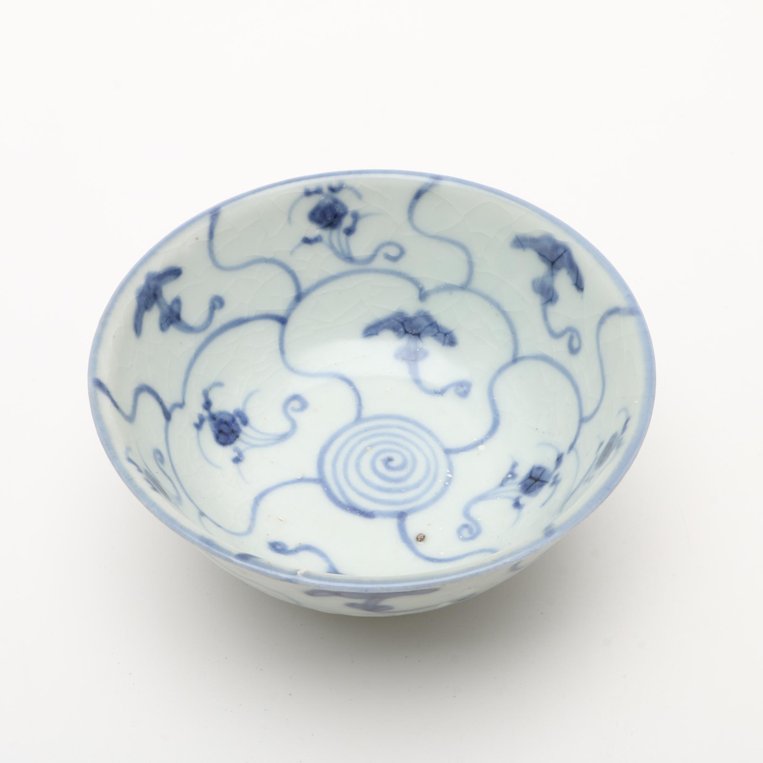 Six Antique Chinese Porcelain Bowls Salvaged From the "Tek Sing" Shipwreck