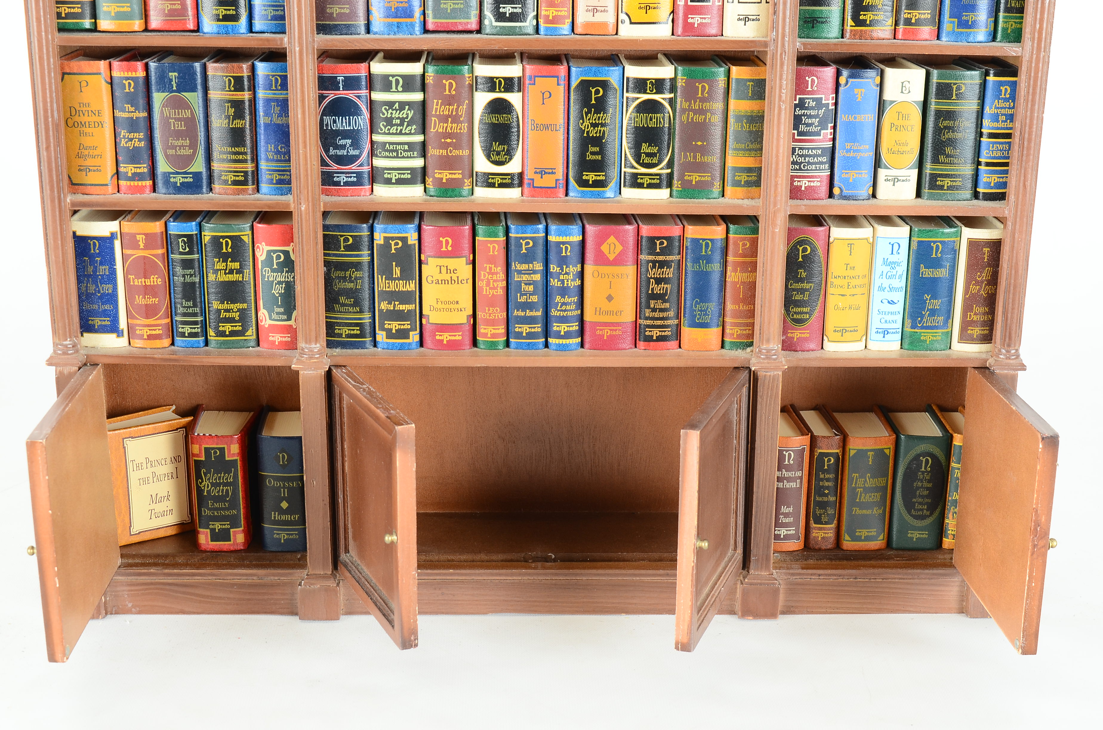 Del Prado 84-Volume "The Miniature Classics Library" with Display Shelf