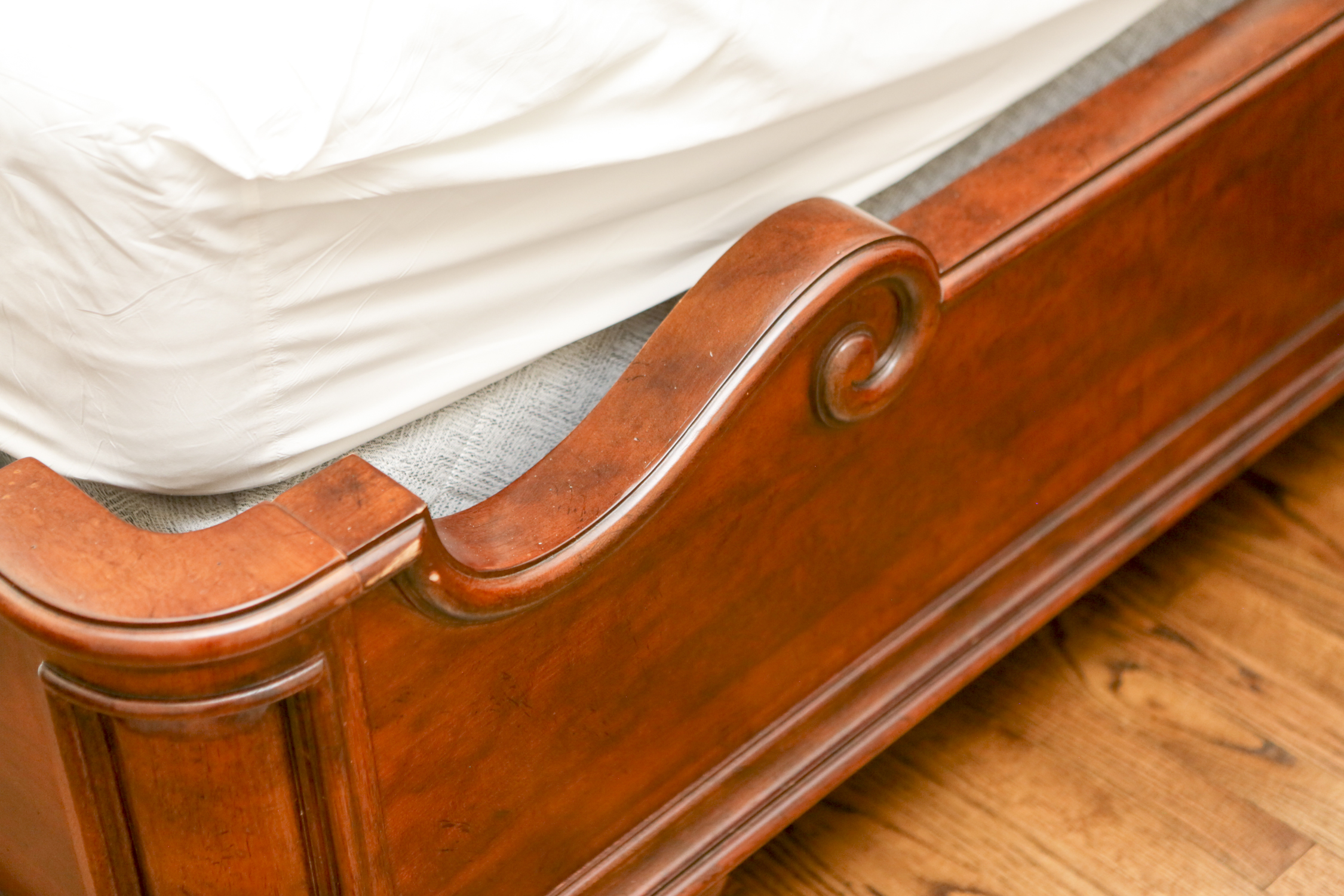 Contemporary Queen Anne Style Burl Wood King Size Bed Frame