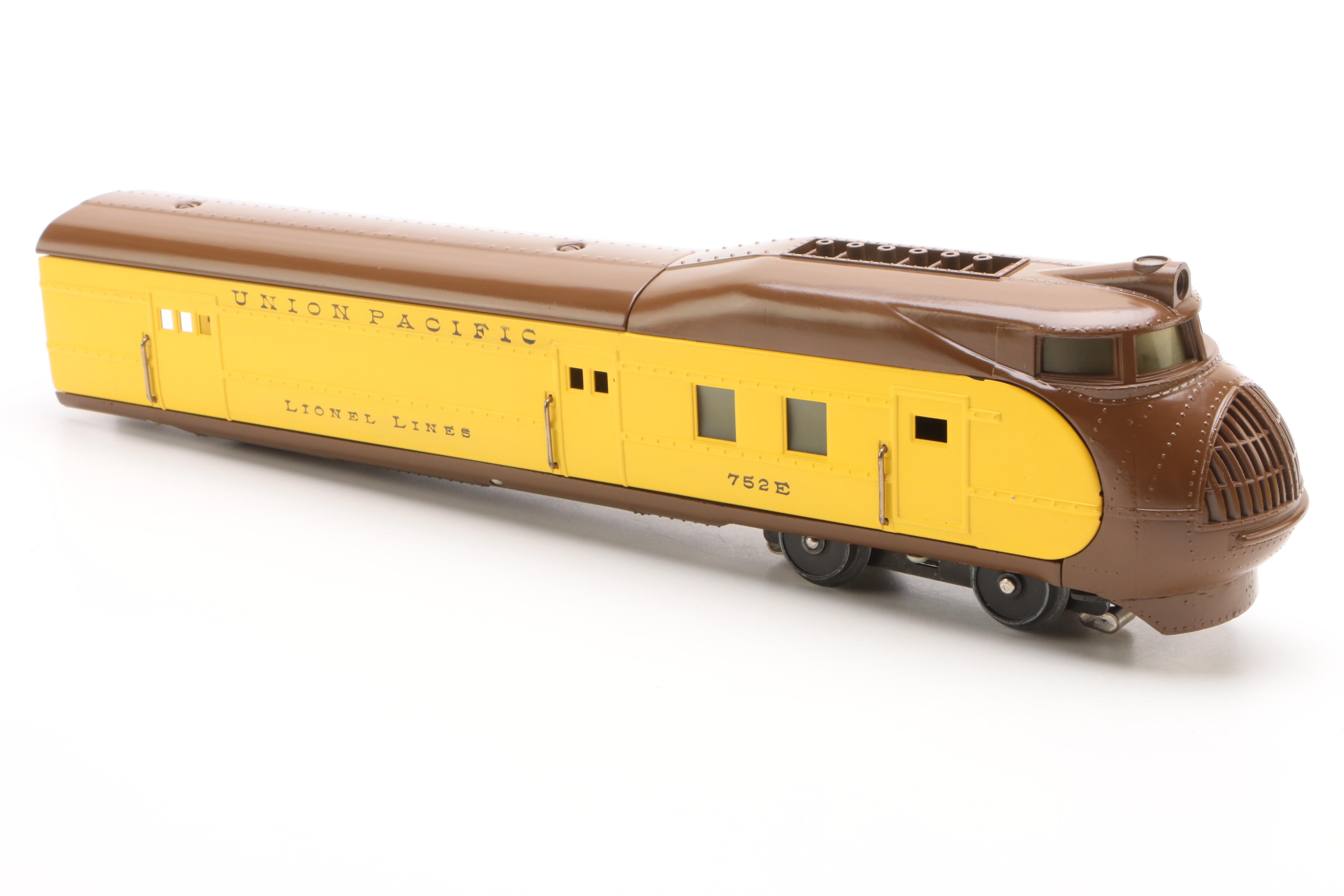 Pre-War Lionel Lines M10000 Union Pacific Streamliner Passenger Train Set
