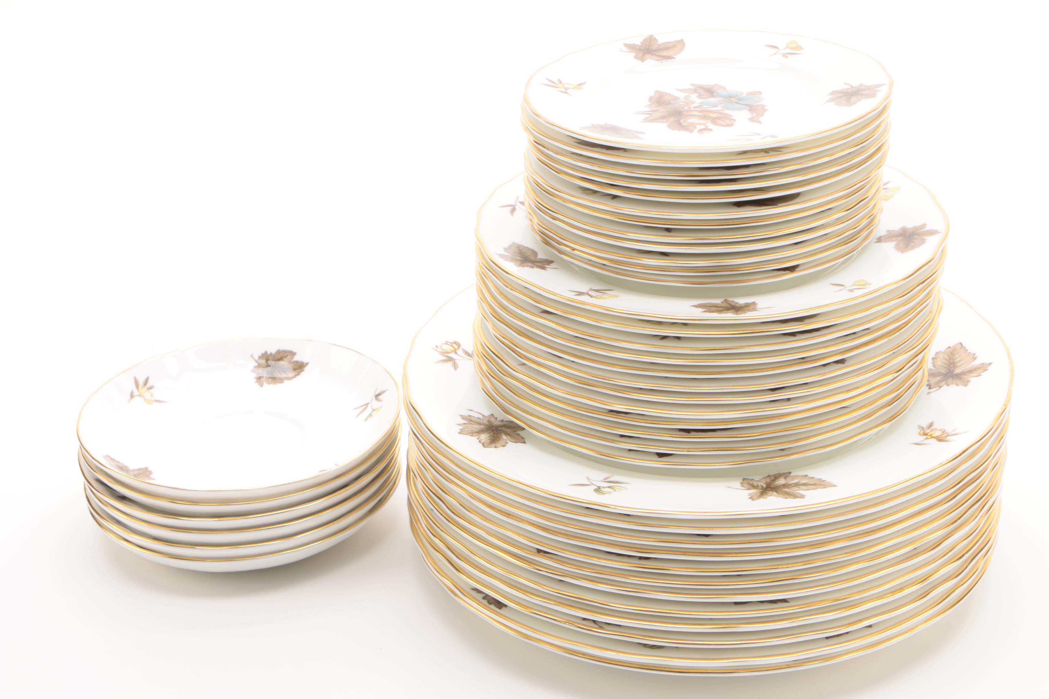 Royal Worcester "Dorchester" Bone China Dinnerware Plates