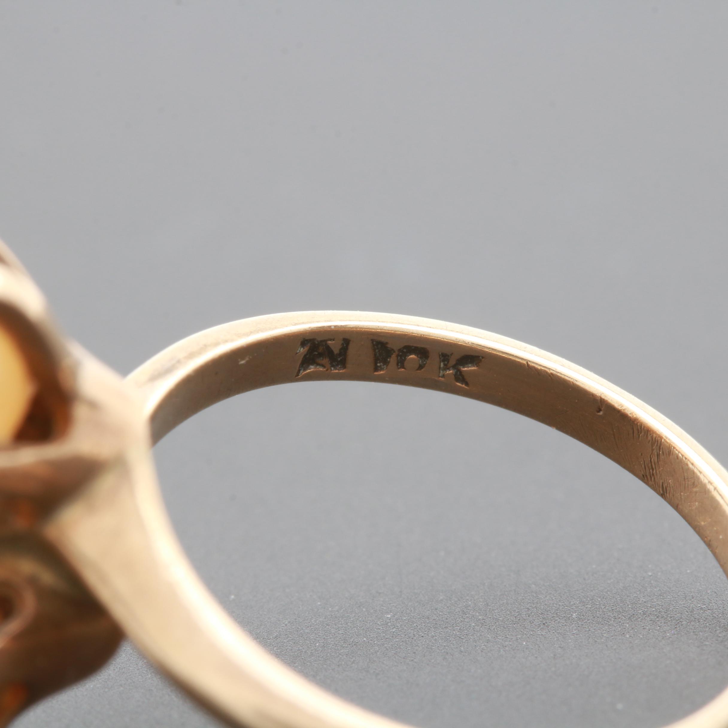 10K Yellow Gold Imitation Pearl Ring