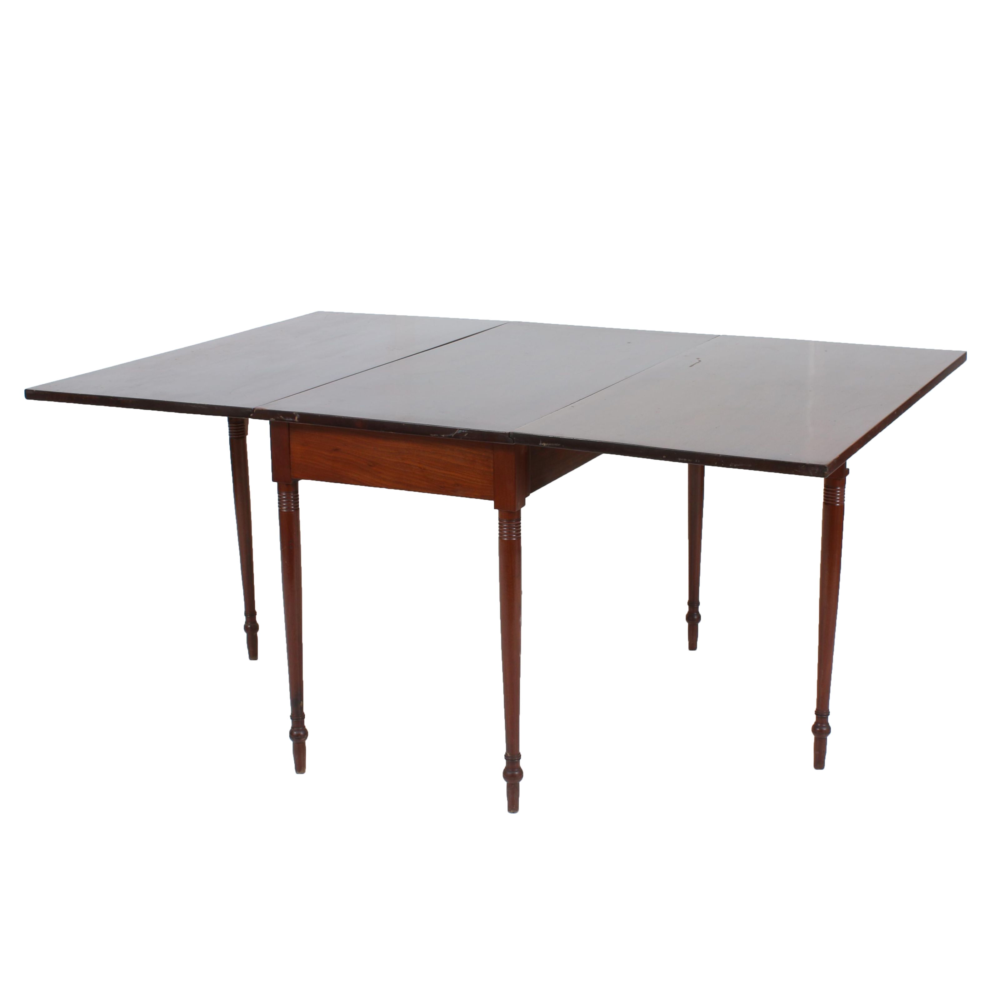 Early 20th Century Federal Style Mahogany Drop-Leaf Dining Table