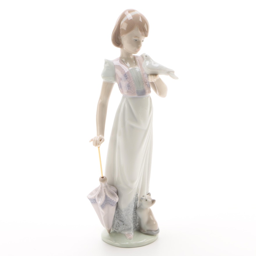 1991 Lladró "Summer Stroll" Glazed Porcelain Figurine