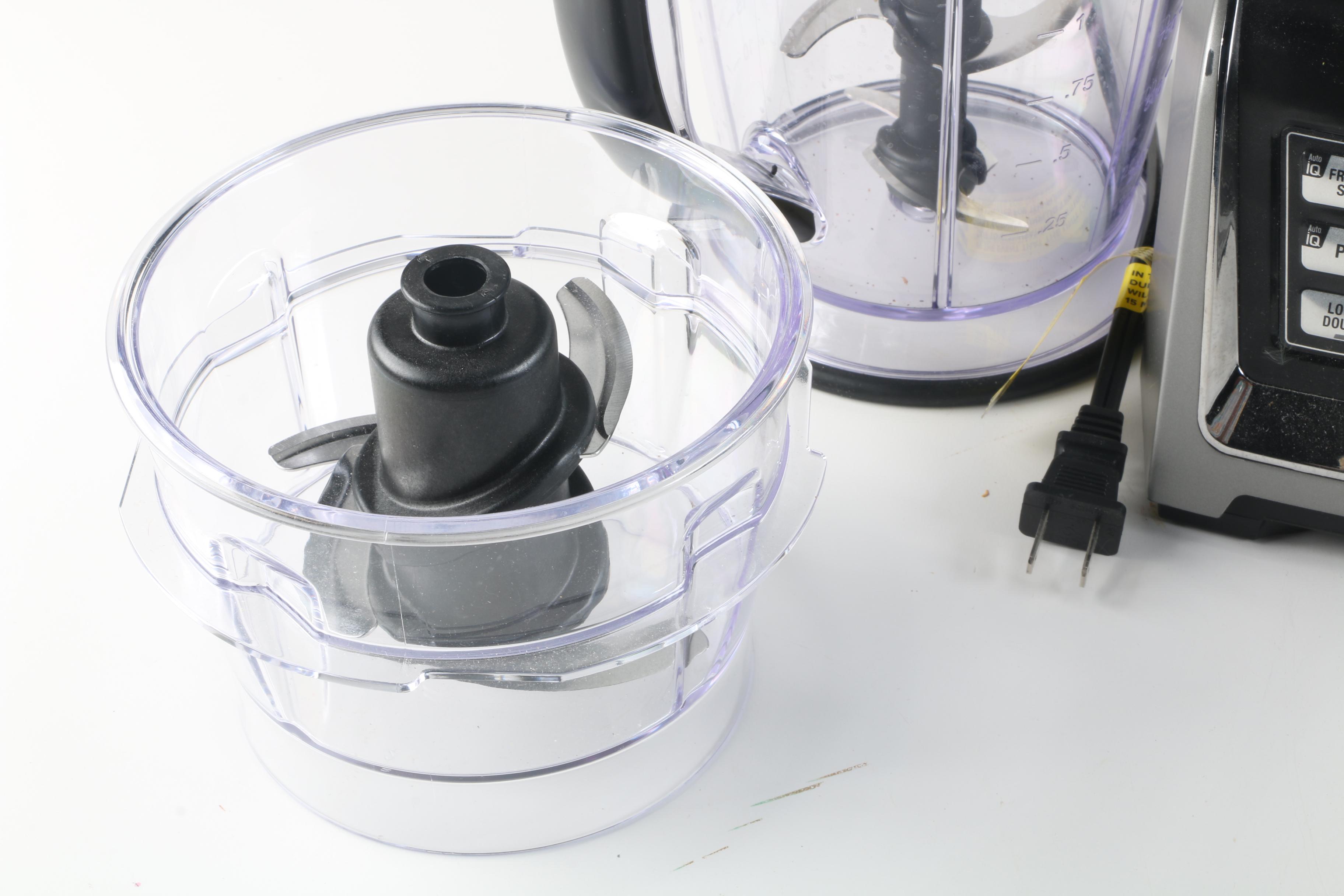 NutriNinja Mixer and Attachments and Bottles