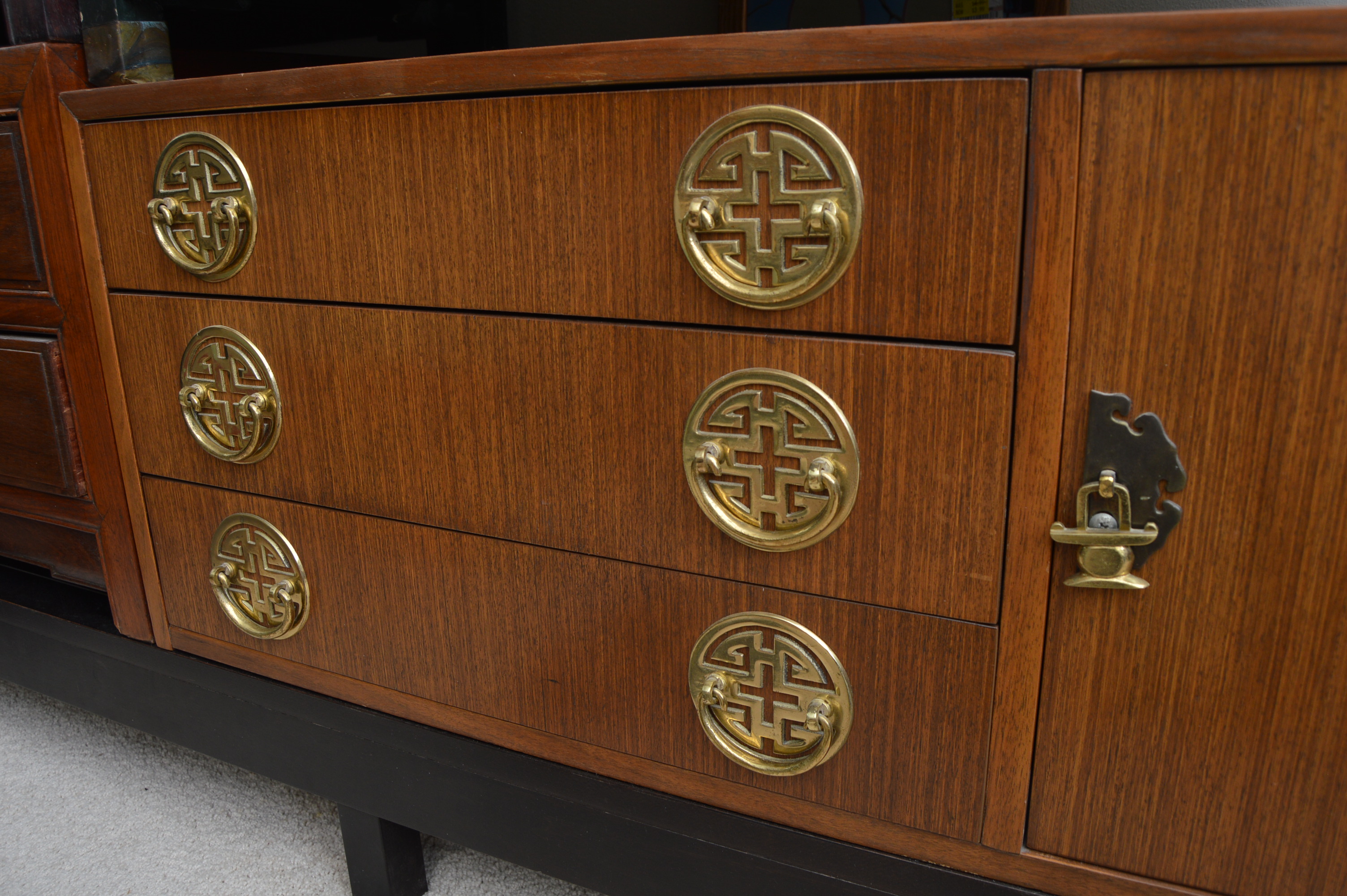 Chinese Style Teak Wood Cabinet
