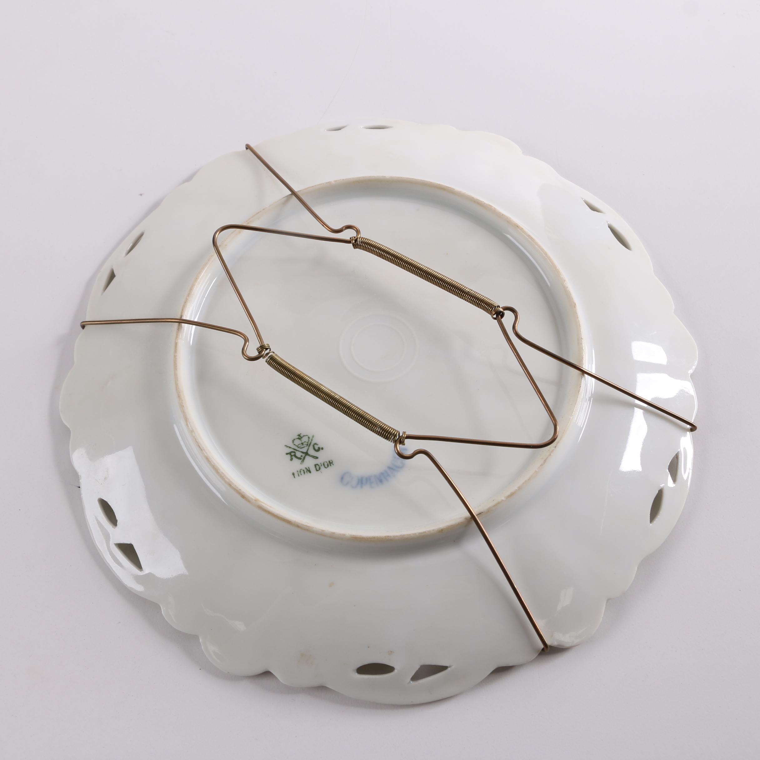 Antique Rosenthal "Lion D'or" Porcelain Portrait Cabinet Plate c.1898-1906