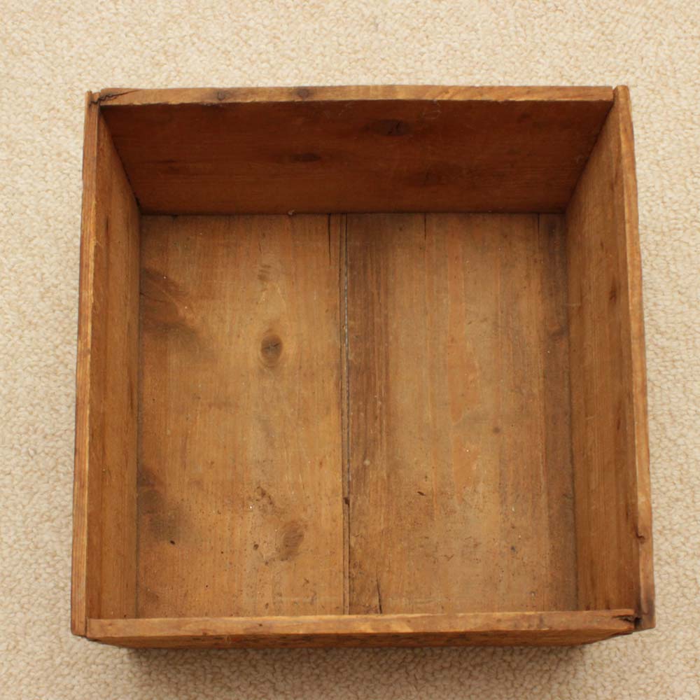 Vintage Haig & Haig Scotch Whiskey Crate