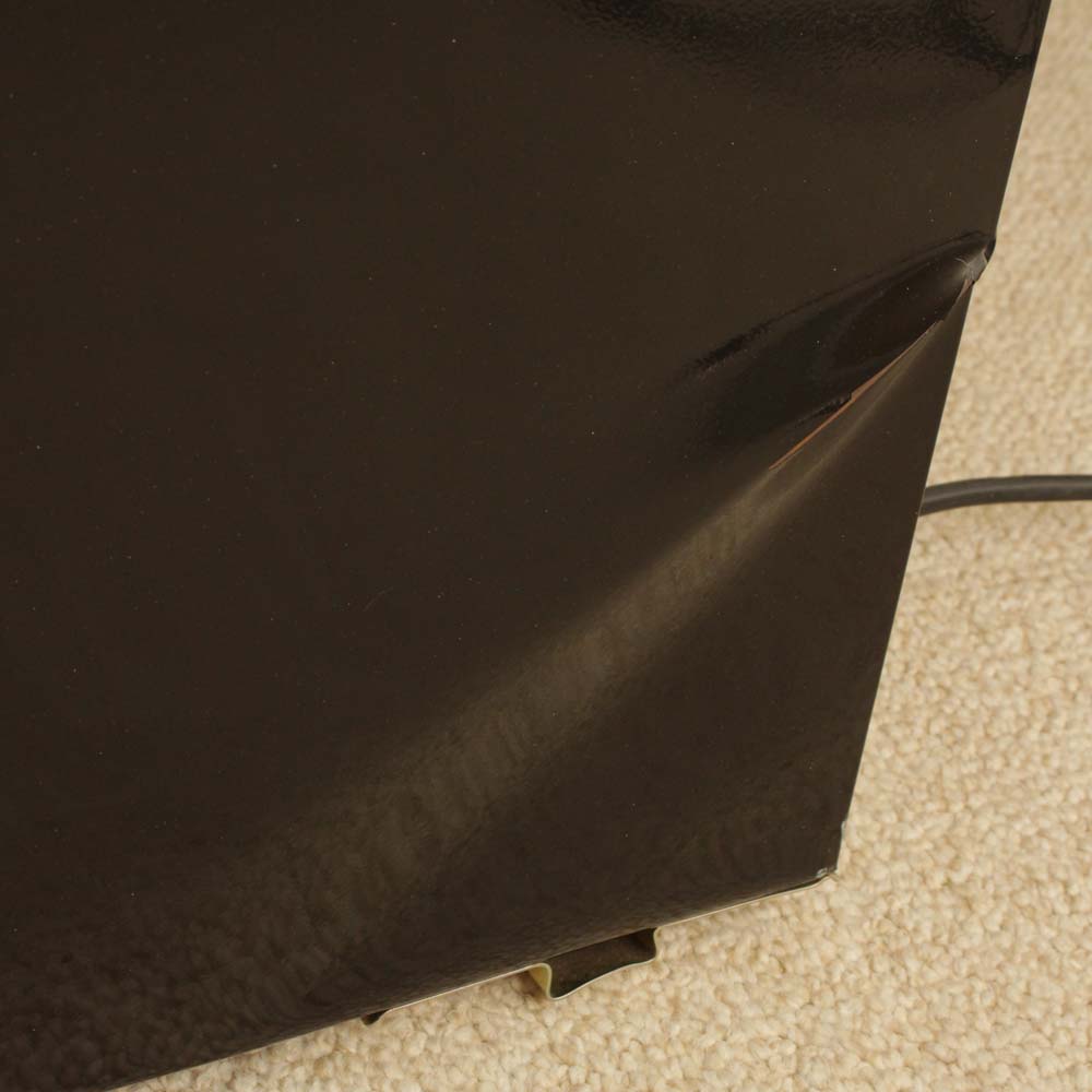 Avanti Mini Refridgerator