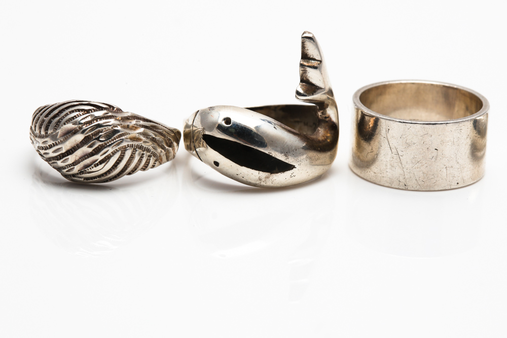Assortment of Sterling Silver Rings Including Claddagh Ring