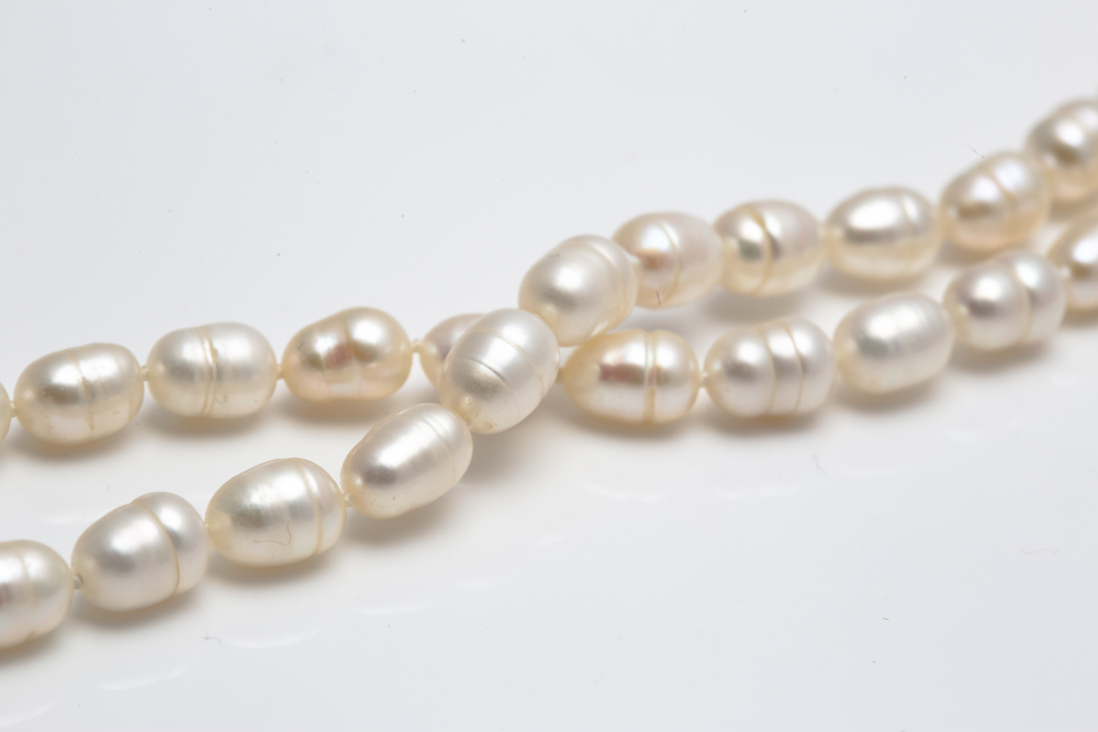 Freshwater Pearl and Diamond Necklace with 14K Yellow Gold Clasp