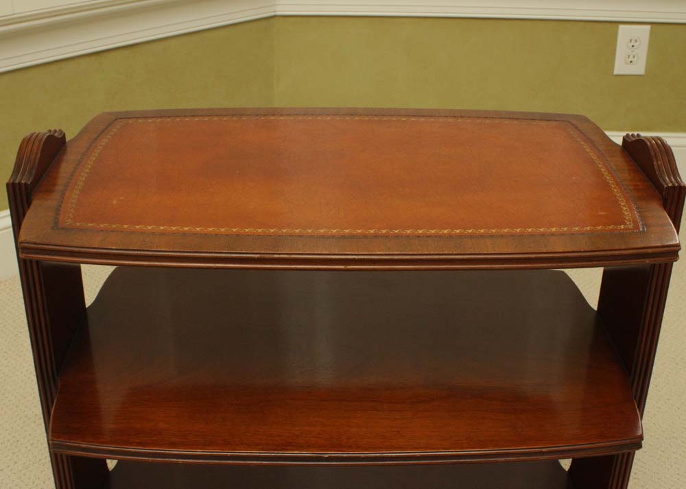 Heritage Henredon Mahogany Leather Top Side Table