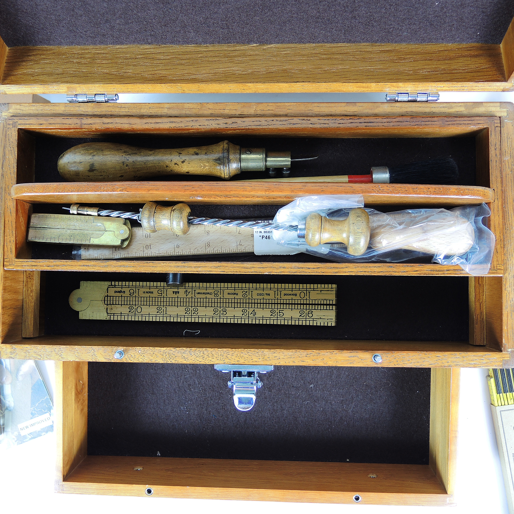 Gerstner Tool Chest with Vintage and New Woodworking Tools