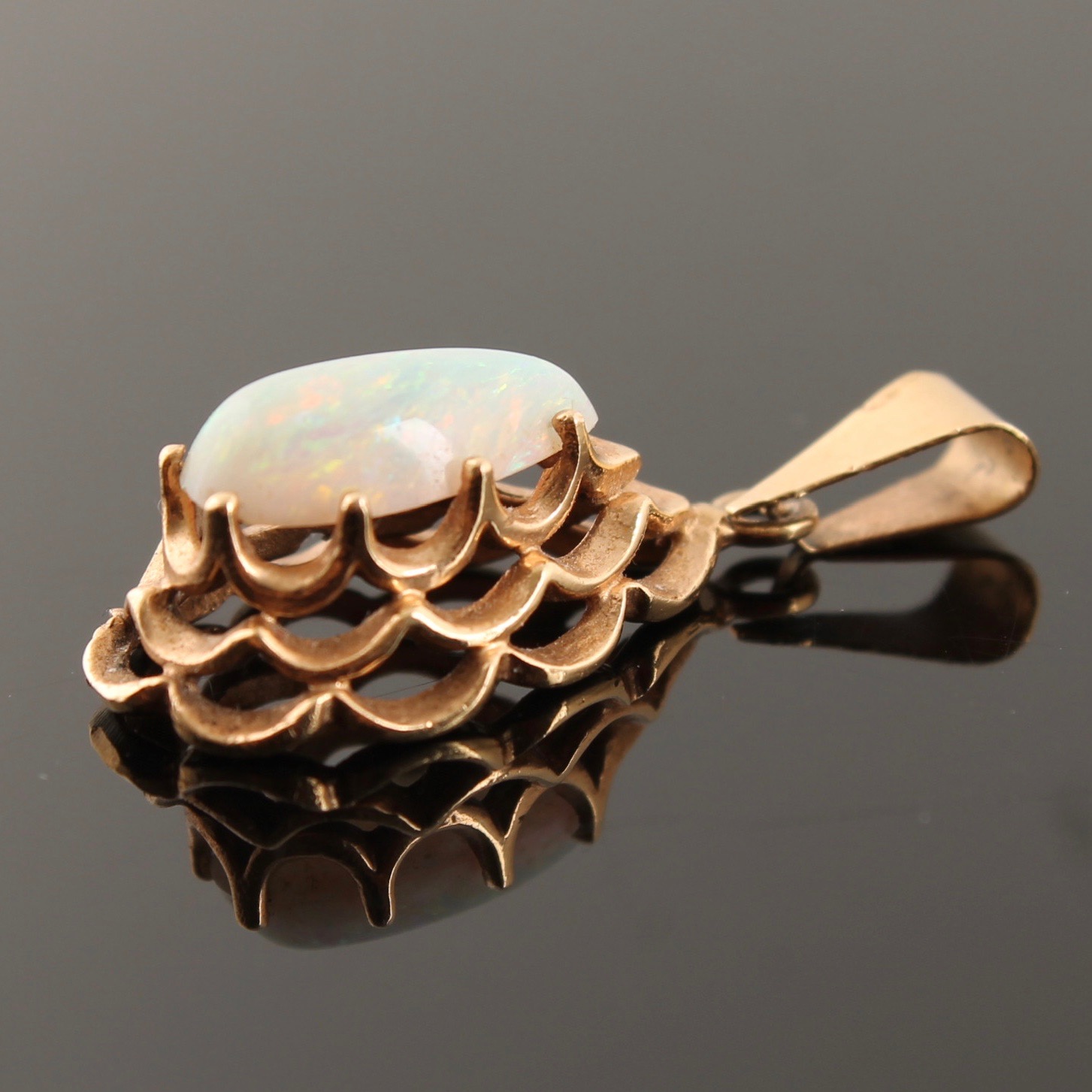 Vintage 14K Gold and Opal Pendant