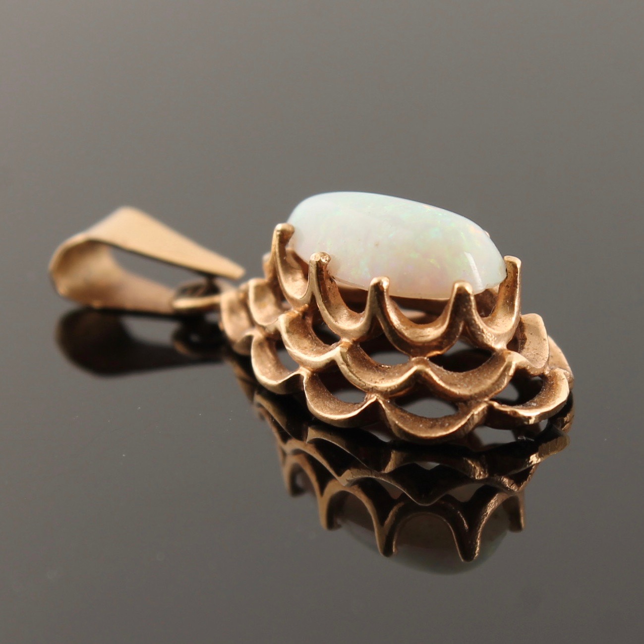 Vintage 14K Gold and Opal Pendant