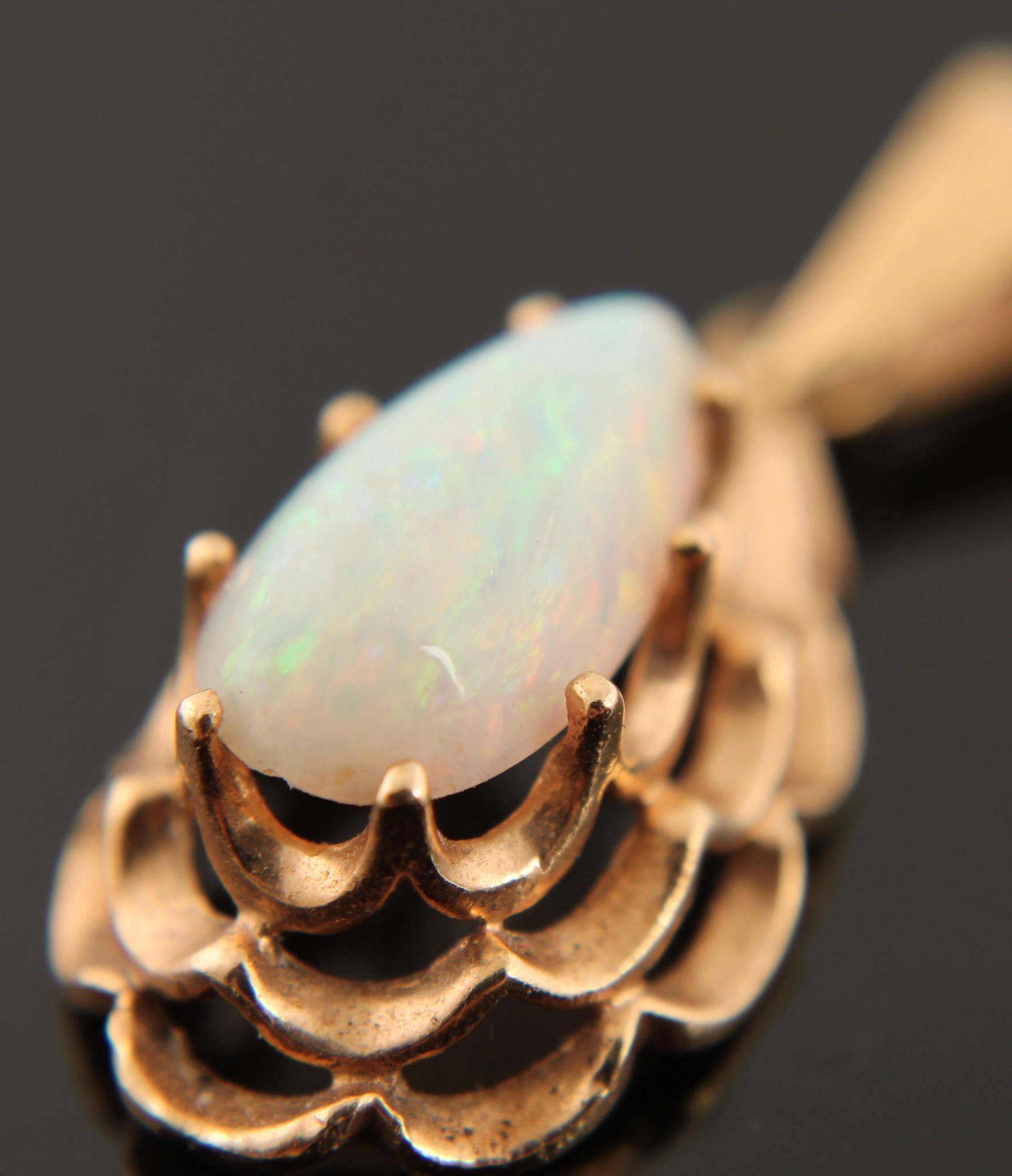 Vintage 14K Gold and Opal Pendant