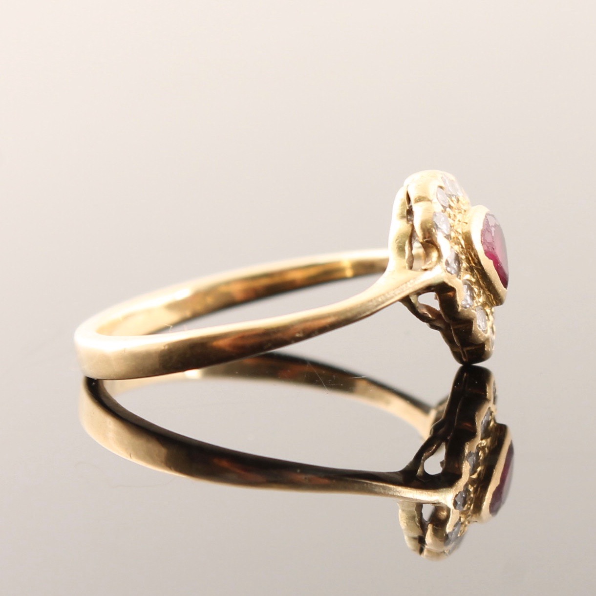 14K Gold, Diamond, and Ruby Ring