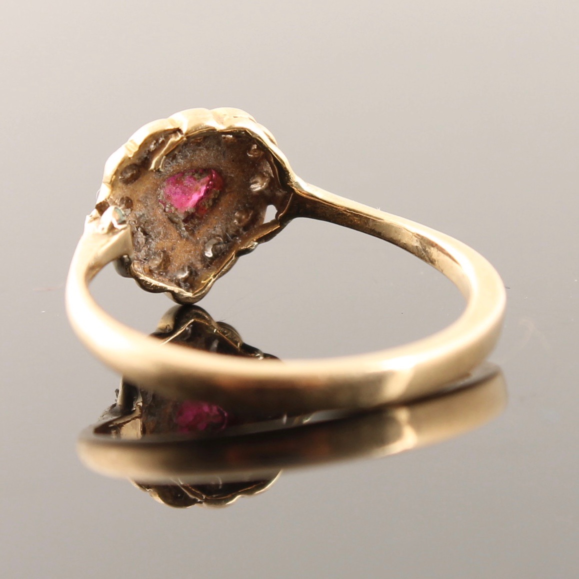 14K Gold, Diamond, and Ruby Ring