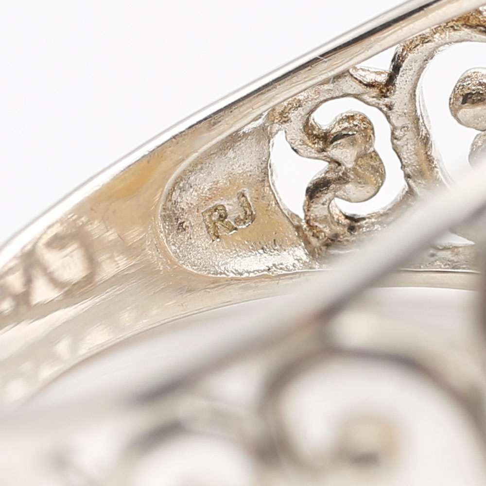 Sterling Silver Mother of Pearl Ring