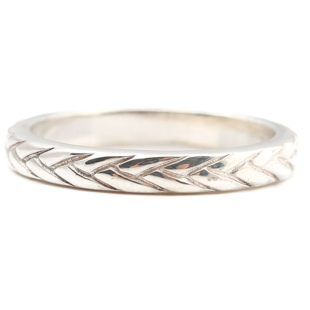 Sterling Silver Chevron Top Band
