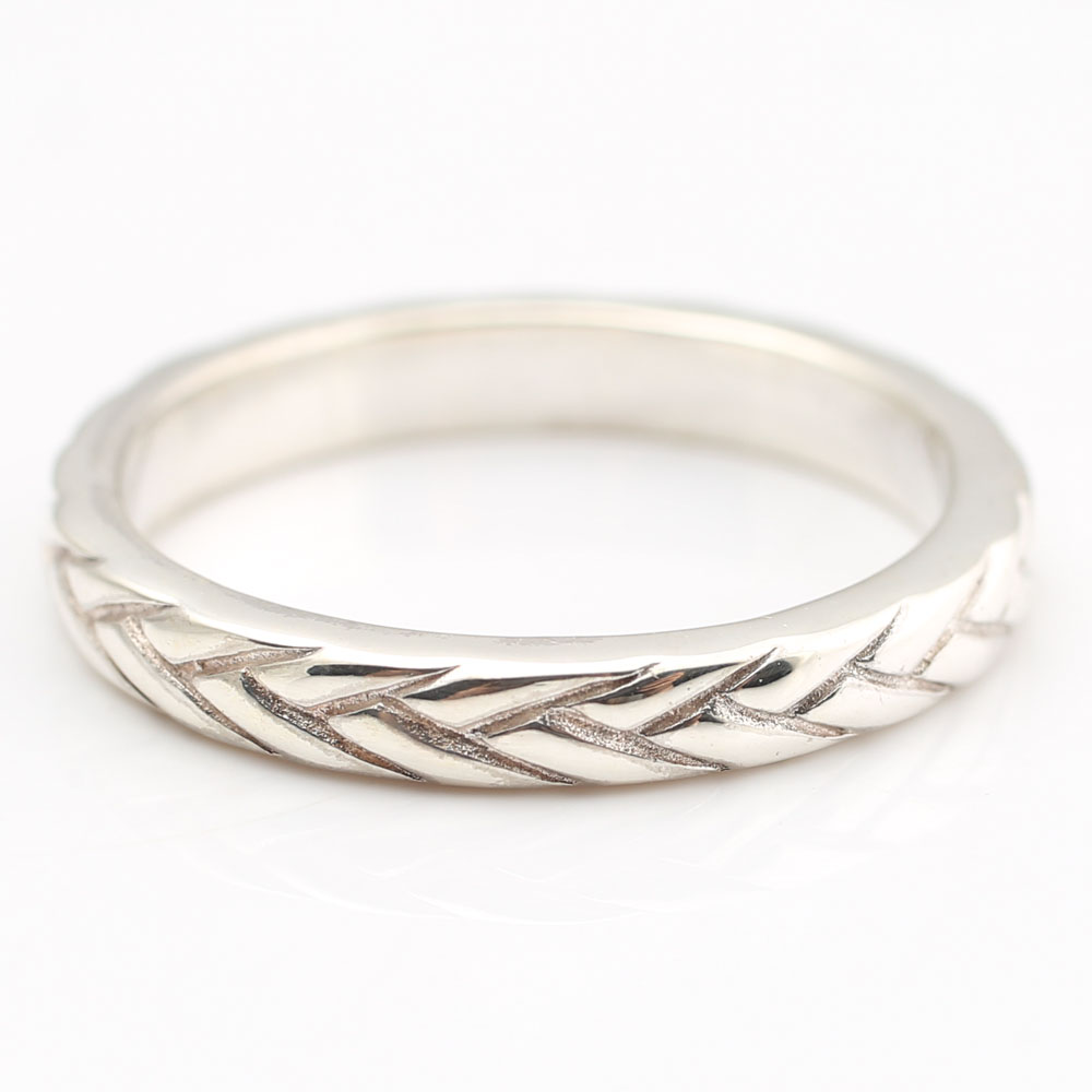 Sterling Silver Chevron Top Band