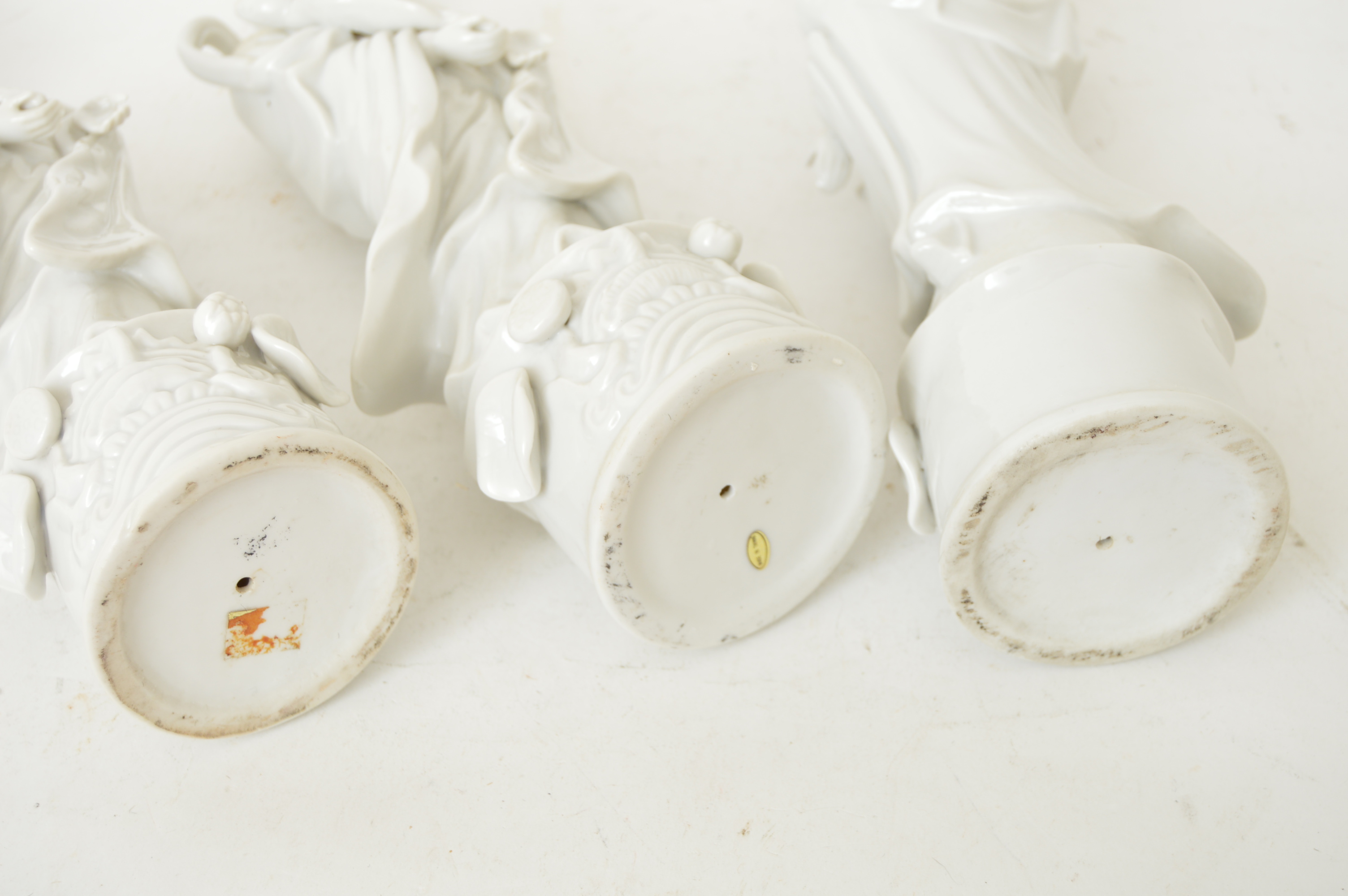 Blanc de Chine Guanyin Figurines