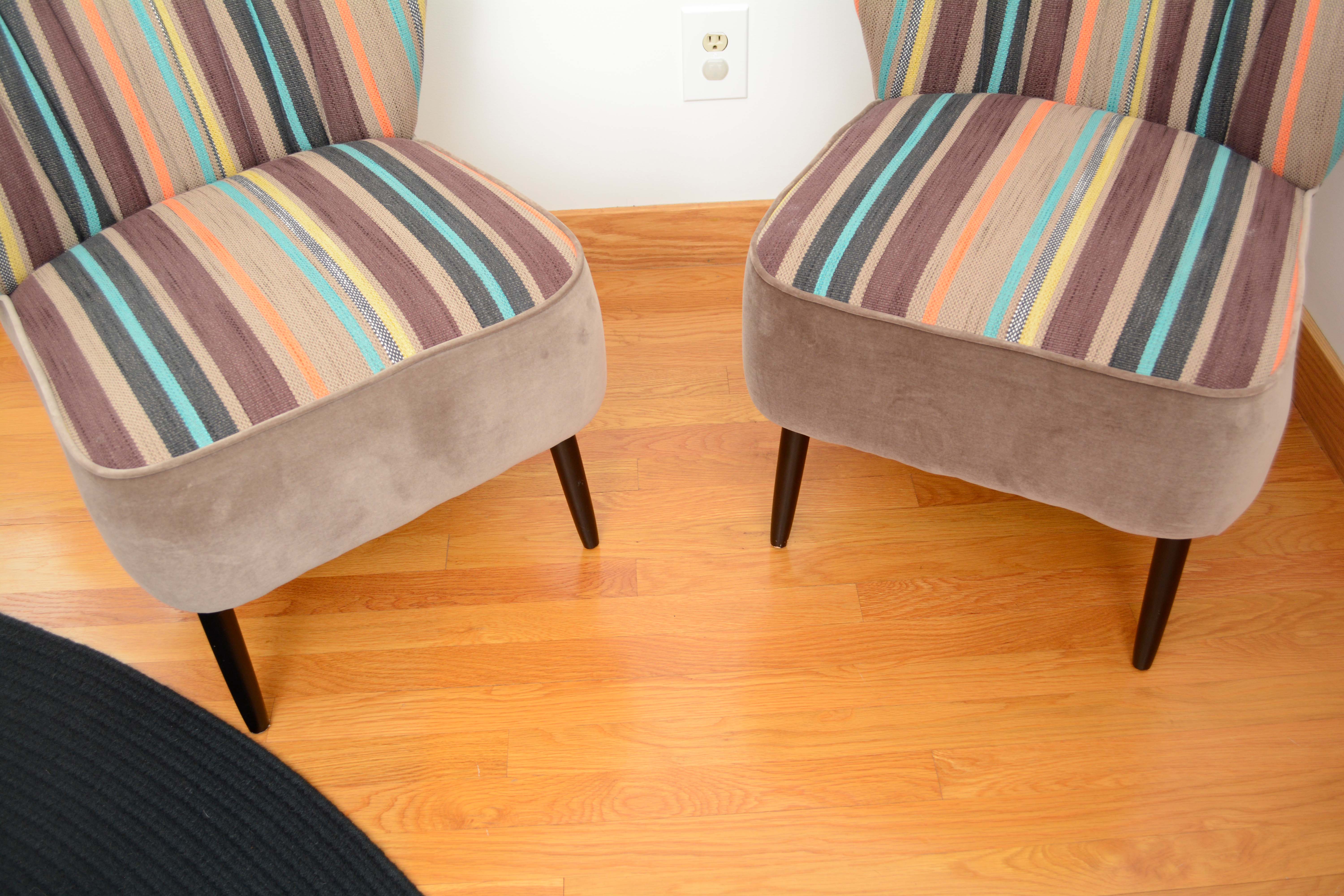 Pair of Mid Century Modern Style Chairs