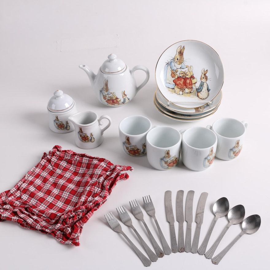 Contemporary Reutter Porcelain "Peter Rabbit" Tea Set
