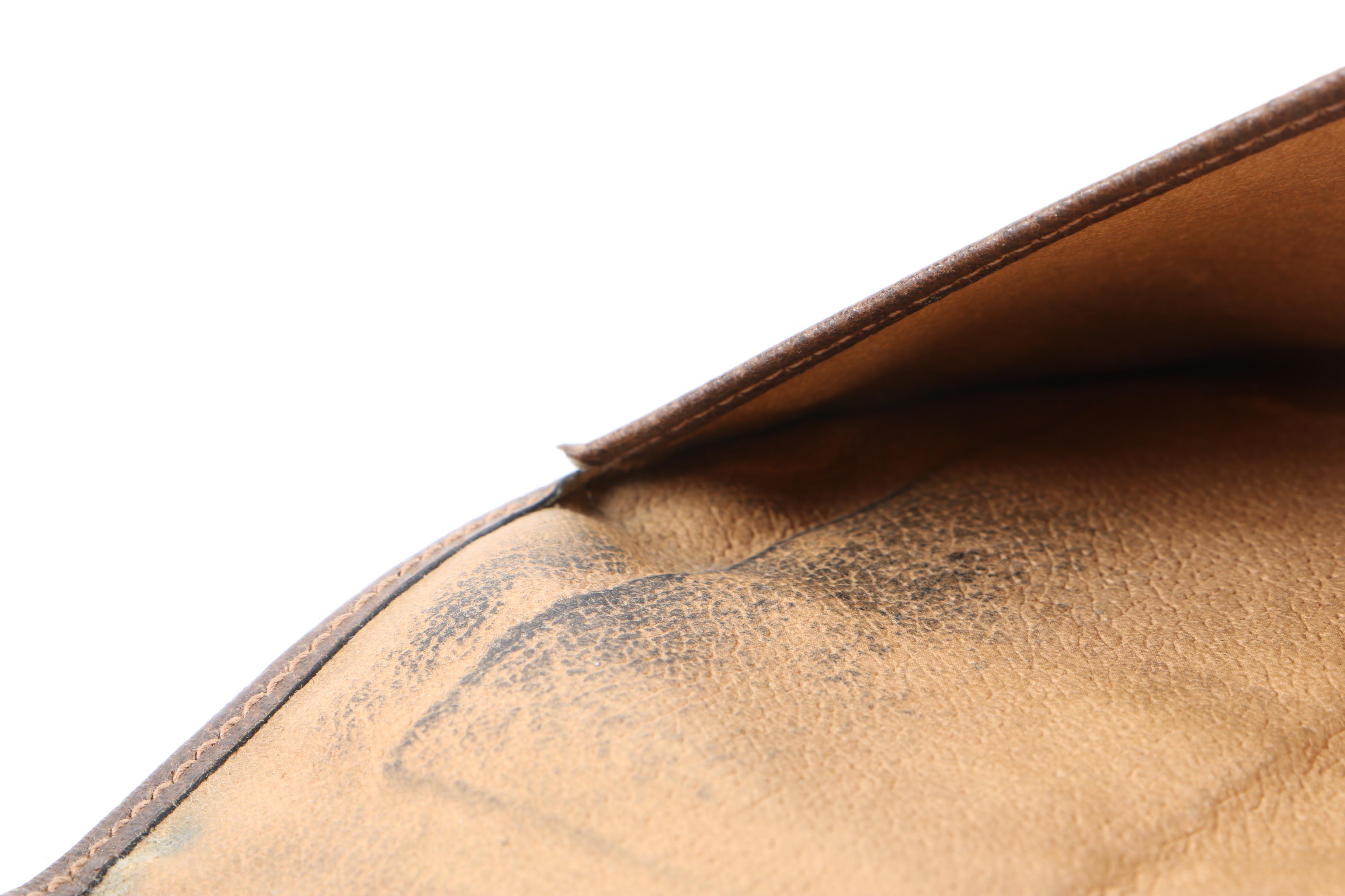 Vintage Gucci Accessory Collection GG Supreme TV Guide Agenda Cover