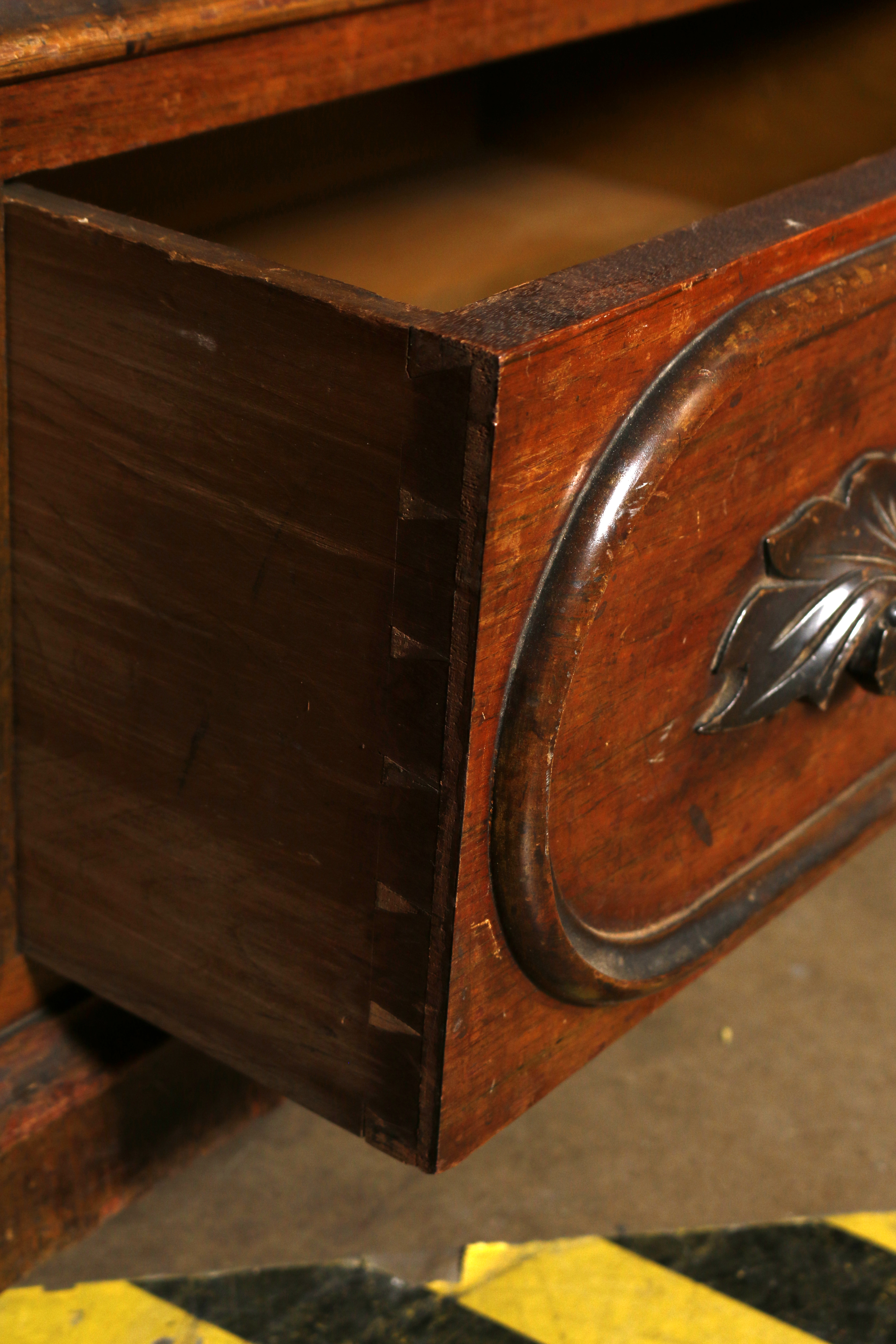Antique Late Victorian Mahogany Wardrobe