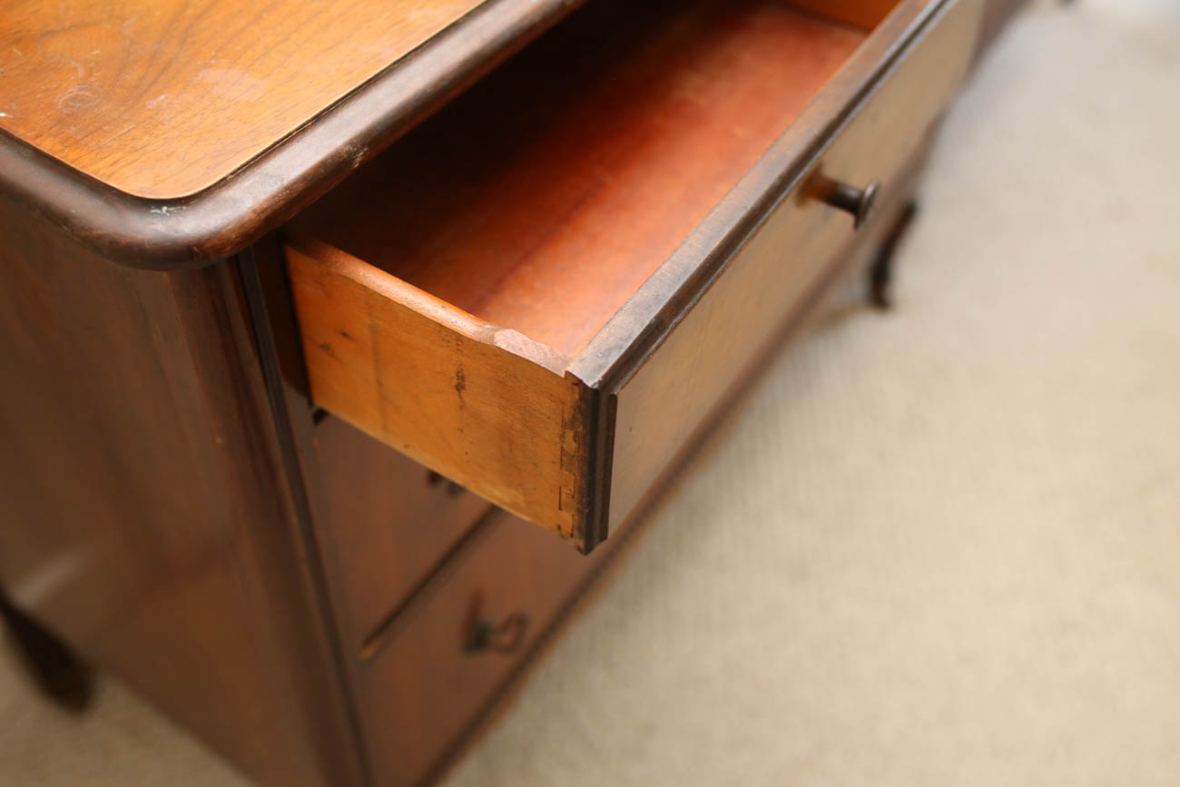 Antique Chest of Drawers with Mirror
