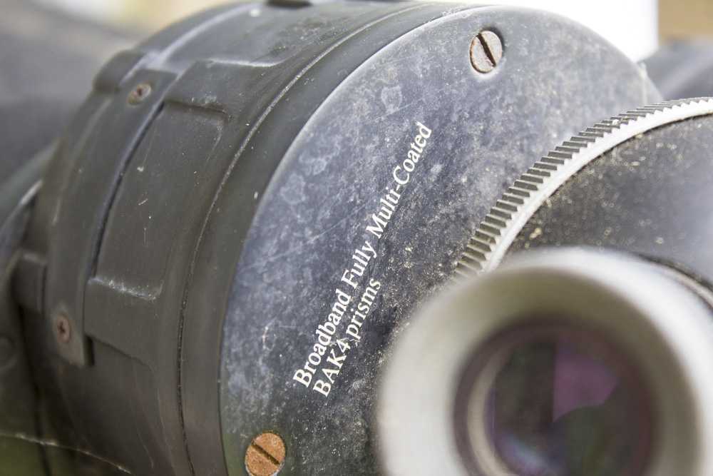 Oberwerk 25/40x100 Long-Range Observation Binoculars with Tripod and Case